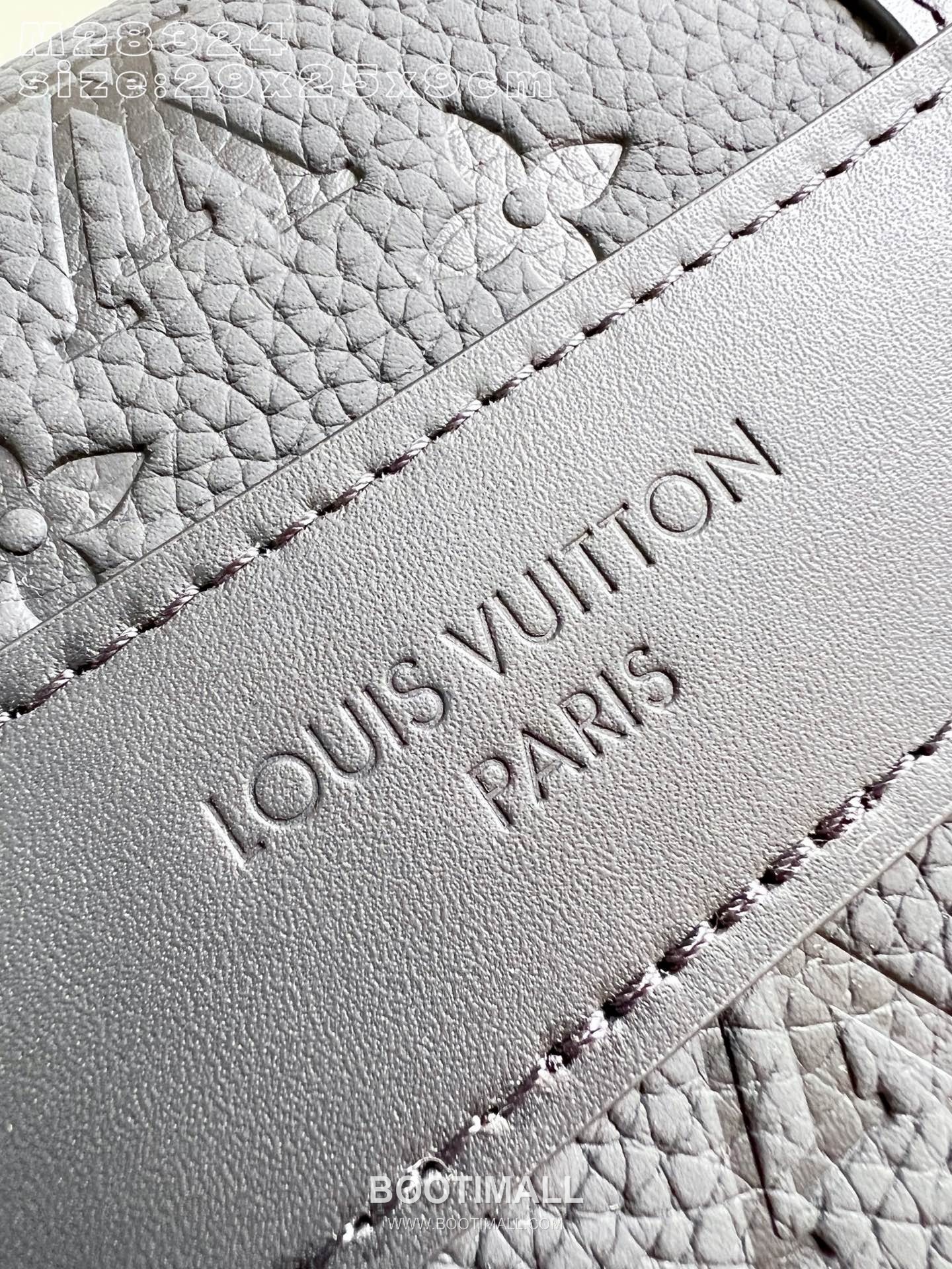 Louis Vuitton Christopher Messenger Monogram Archive Canvas Crossbody Bag with Flap Detail 루이비통 크리스토퍼 메신저 모노그램 아카이브 캔버스 플랩 크로스백 M28324 32cm 5