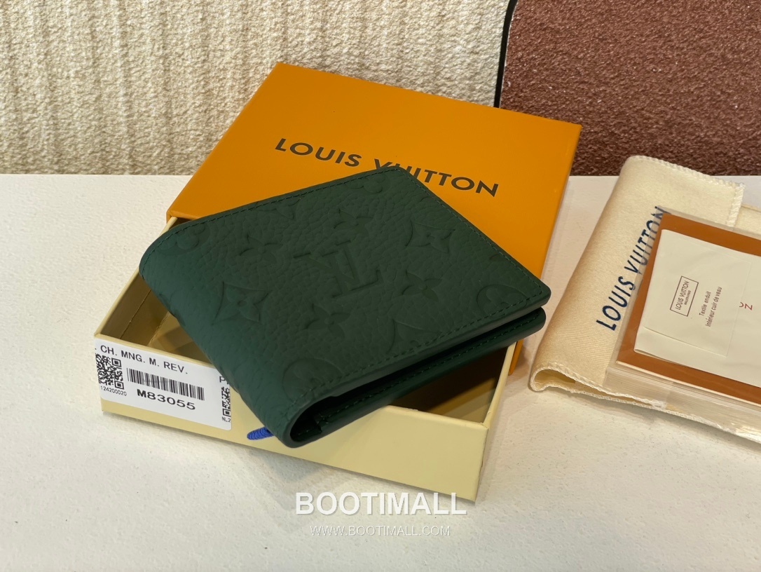 Louis Vuitton Multiple Wallet Monogram Taurillon Leather Wallet with Card Slot Detail 루이비통 멀티플 월렛 모노그램 토릴론 레더 카드슬롯 반지갑 M83055 11.5cm 3