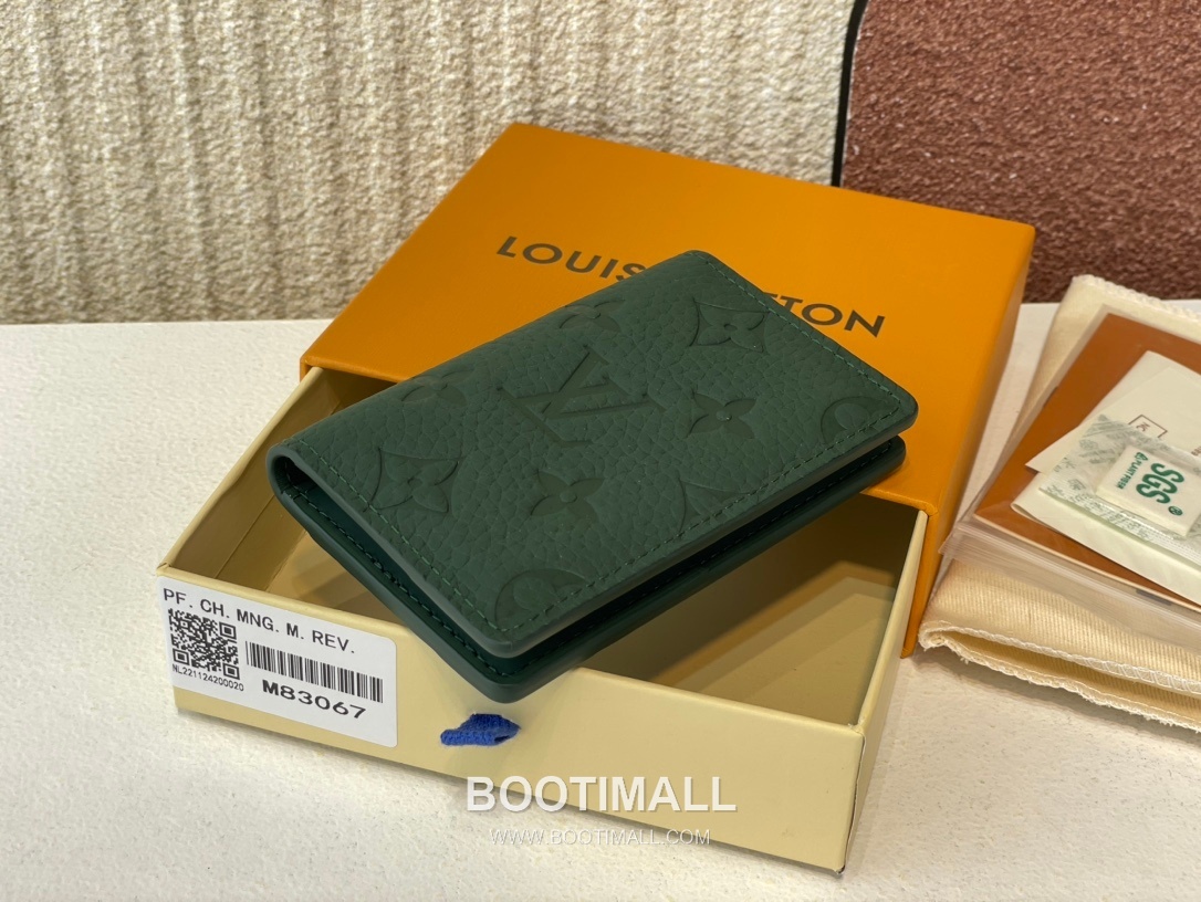 Louis Vuitton Pocket Organizer Monogram Taurillon Leather Card Holder Wallet with Embossed Detail 루이비통 포켓 오거나이저 모노그램 토릴론 레더 엠보싱 카드지갑 M83067 11.1cm 3