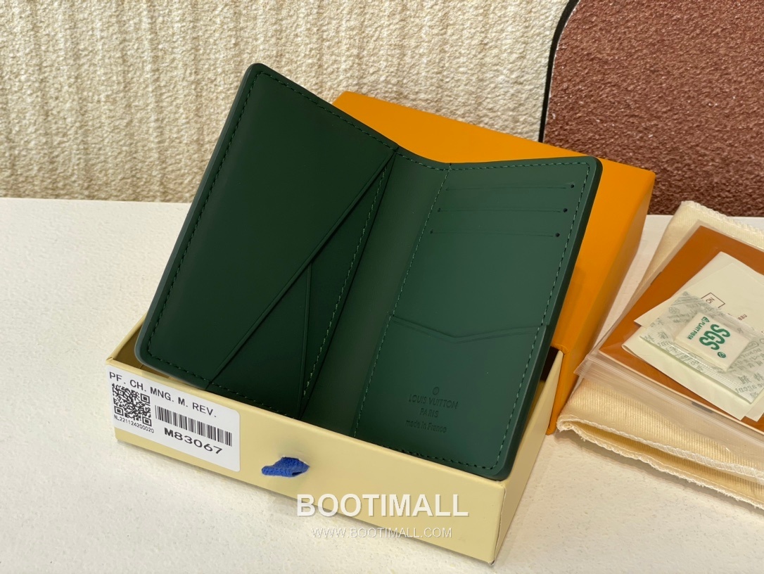 Louis Vuitton Pocket Organizer Monogram Taurillon Leather Card Holder Wallet with Embossed Detail 루이비통 포켓 오거나이저 모노그램 토릴론 레더 엠보싱 카드지갑 M83067 11.1cm 5