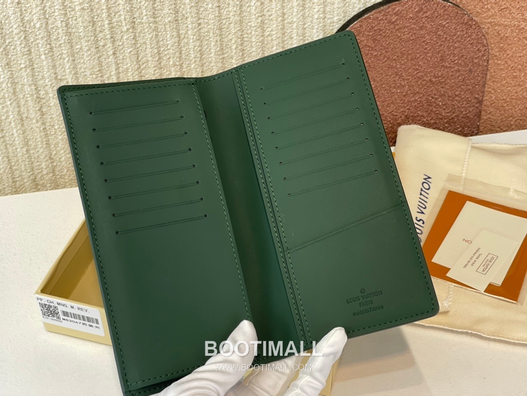 Louis Vuitton Brazza Monogram Taurillon Leather Long Wallet with Zip Coin Pocket Detail 루이비통 브라짜 모노그램 토릴론 레더 지퍼 코인포켓 장지갑 M83067 19cm 6