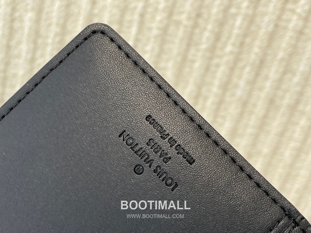 Louis Vuitton Brazza Wallet Epi XL Calfskin Leather Long Wallet with Zip Coin Pocket Detail 루이비통 브라짜 에피 XL 카프스킨 지퍼 코인포켓 장지갑 M83331 19cm 4