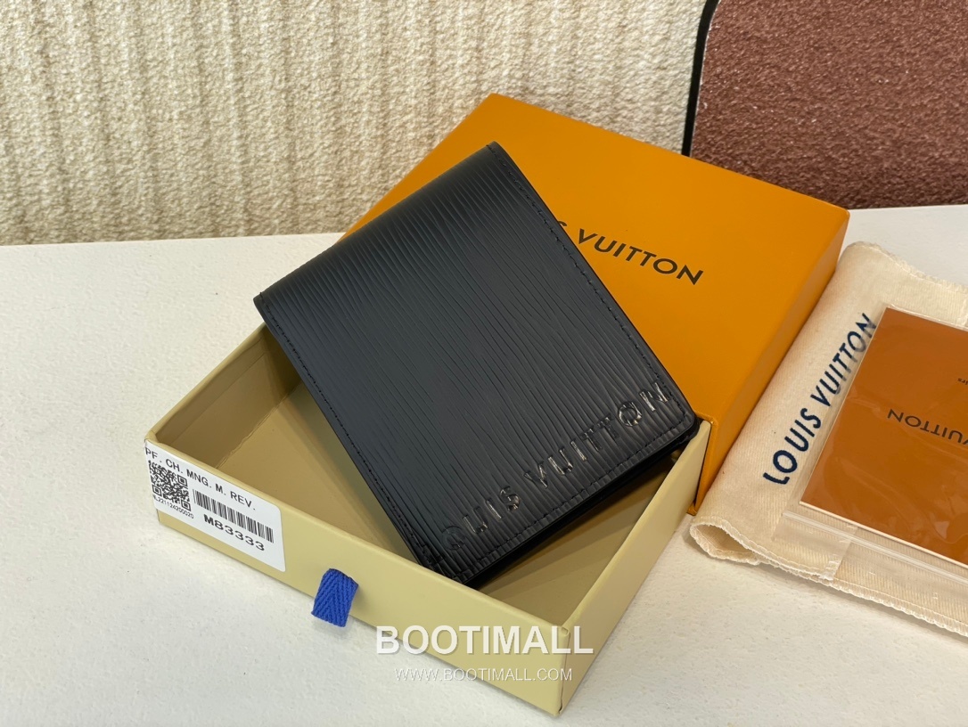 Louis Vuitton Multiple Wallet Epi XL Calfskin Leather Wallet with Card Slot Detail 루이비통 멀티플 월렛 에피 XL 카프스킨 카드슬롯 반지갑 M83333 11.5cm 1