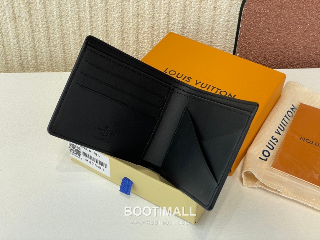 Louis Vuitton Multiple Wallet Epi XL Calfskin Leather Wallet with Card Slot Detail 루이비통 멀티플 월렛 에피 XL 카프스킨 카드슬롯 반지갑 M83333 11.5cm 4