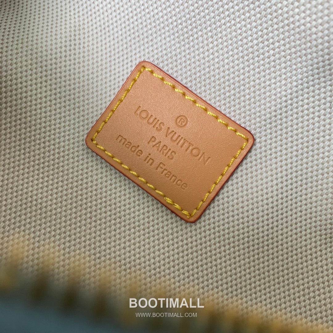 Louis Vuitton Rush Belt Bag Monogram Surfin Canvas Crossbody Bag with Front Zip Pocket Detail 루이비통 러시 벨트백 모노그램 서핀 캔버스 프론트지퍼 크로스백 M24992 30cm 8