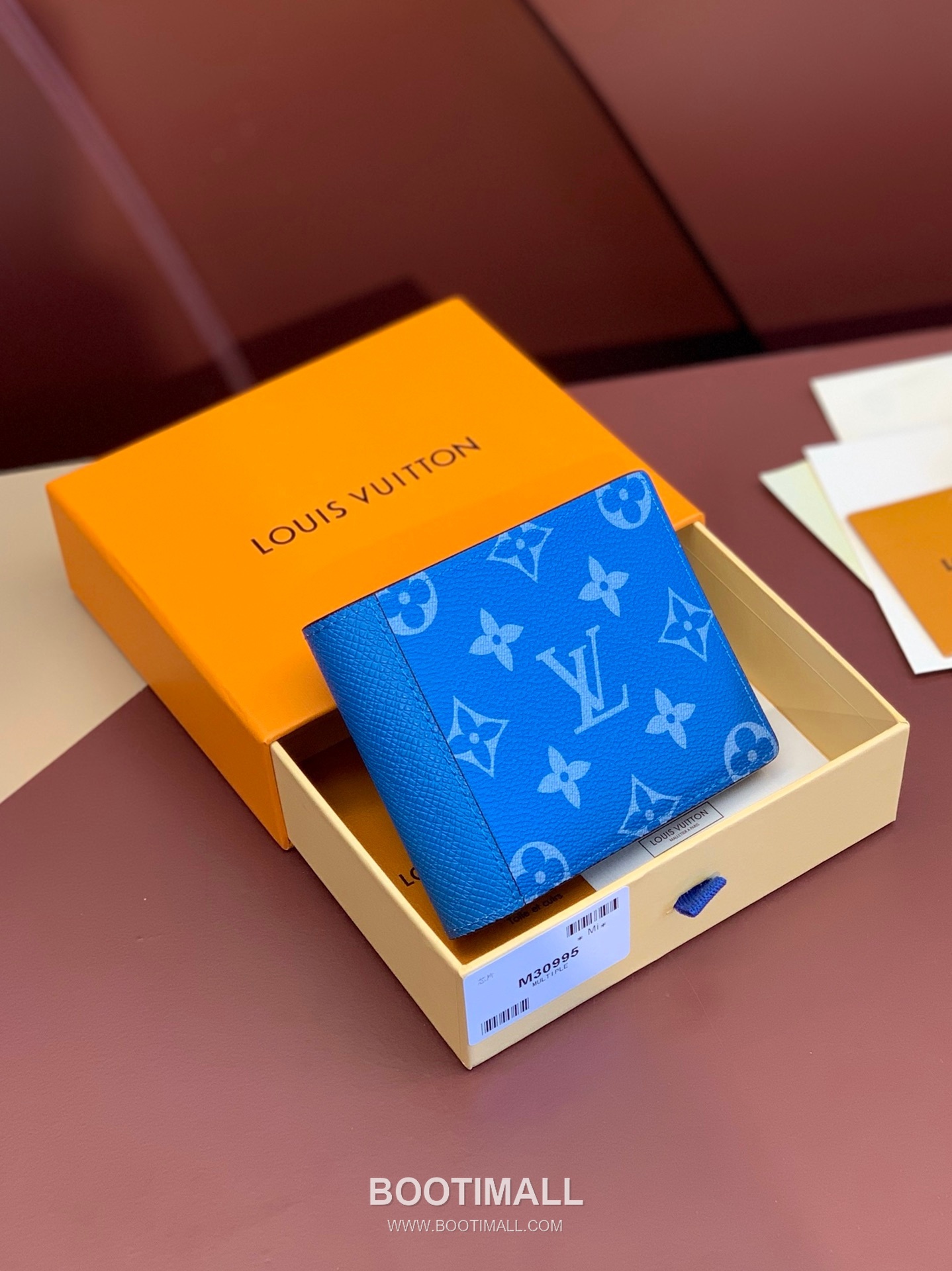 Louis Vuitton Multiple Wallet Taigarama Leather Monogram Eclipse Canvas Wallet with Card Slot Detail 루이비통 멀티플 월렛 타이가라마 레더 이클립스 캔버스 카드슬롯 반지갑 M30995 11.5cm 1