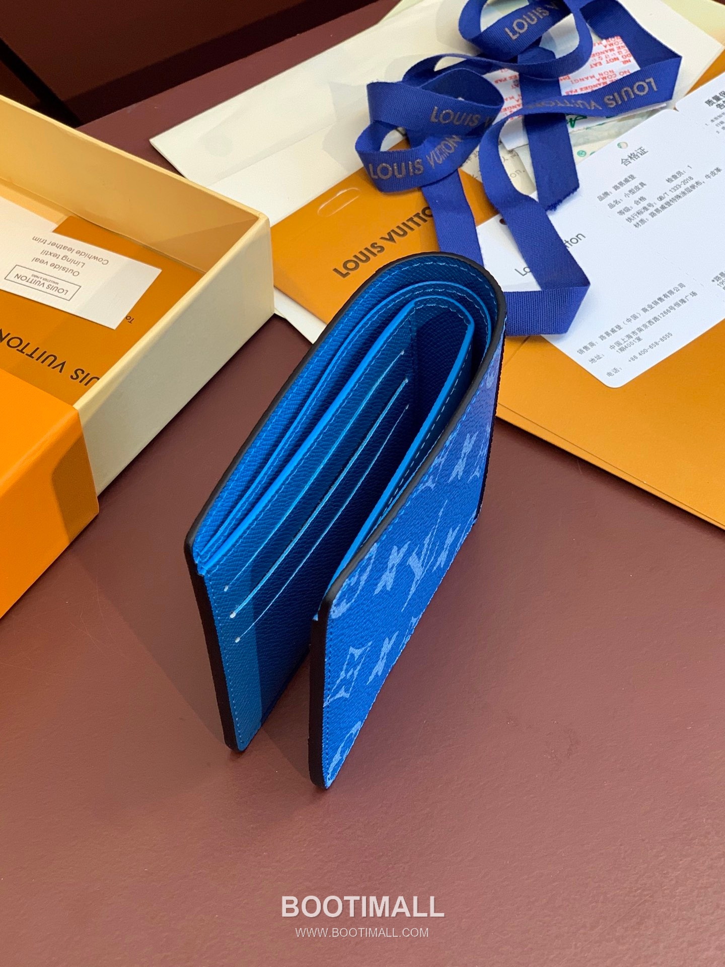 Louis Vuitton Multiple Wallet Taigarama Leather Monogram Eclipse Canvas Wallet with Card Slot Detail 루이비통 멀티플 월렛 타이가라마 레더 이클립스 캔버스 카드슬롯 반지갑 M30995 11.5cm 9