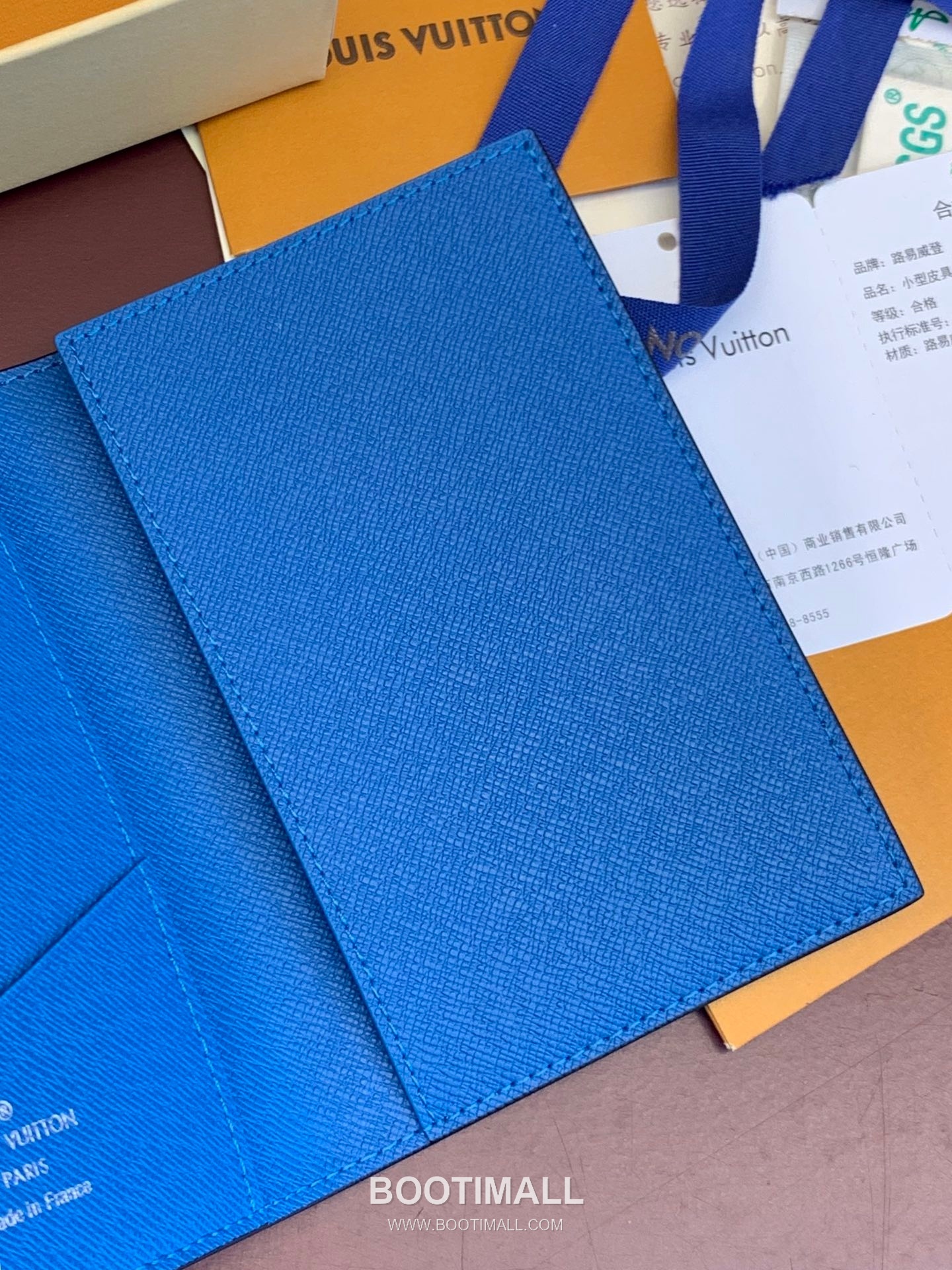 Louis Vuitton Passport Cover Taigarama Leather Monogram Canvas Wallet with Card Slot Detail 루이비통 패스포트 커버 타이가라마 레더 모노그램 캔버스 카드슬롯 지갑 M31030 14cm 6