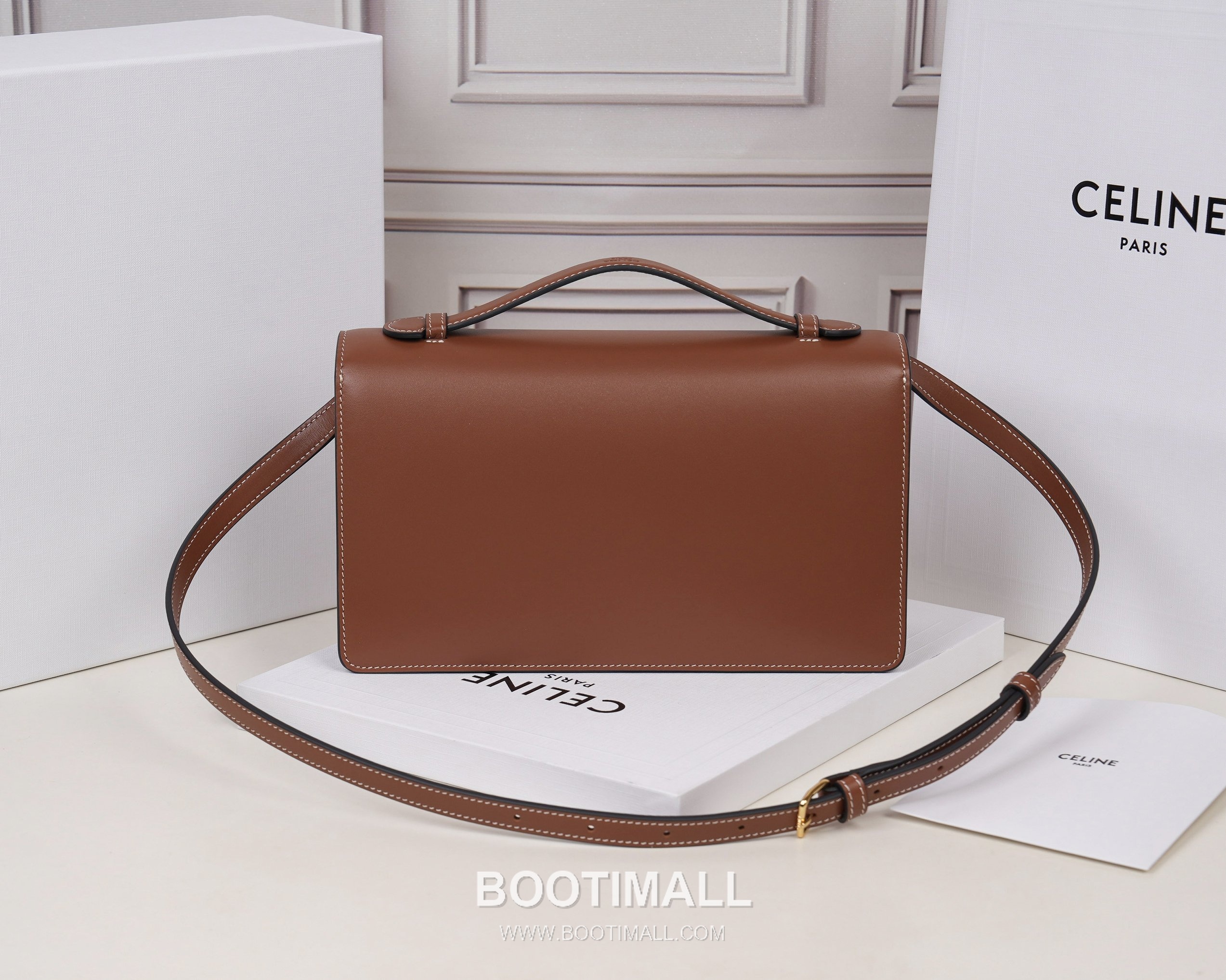 Celine Calfskin Leather Shoulder Bag with Chain Strap Detail 셀린느 스몰 카프스킨 블랙 숄더백 L102U3 25.5cm 4