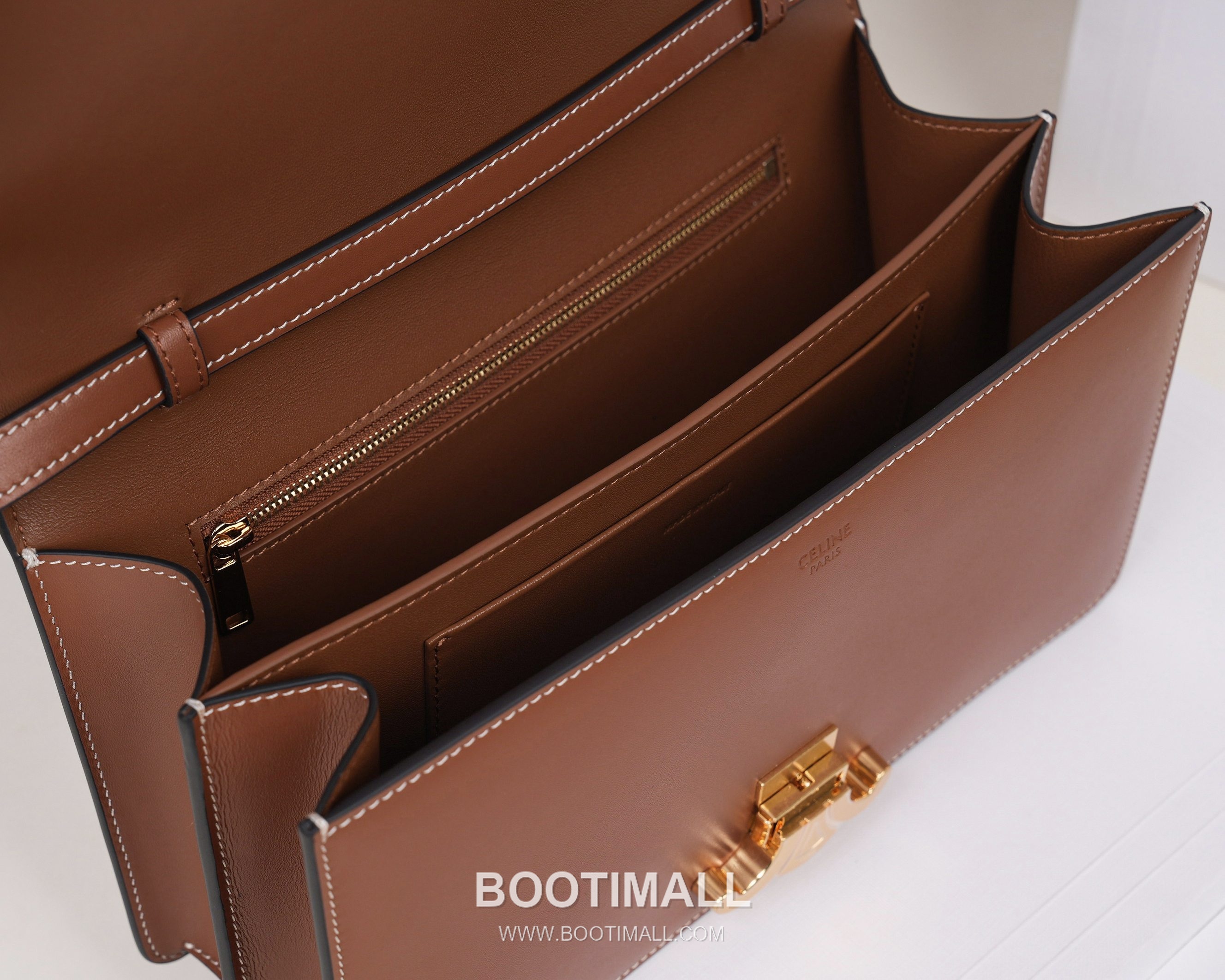 Celine Calfskin Leather Shoulder Bag with Chain Strap Detail 셀린느 스몰 카프스킨 블랙 숄더백 L102U3 25.5cm 8