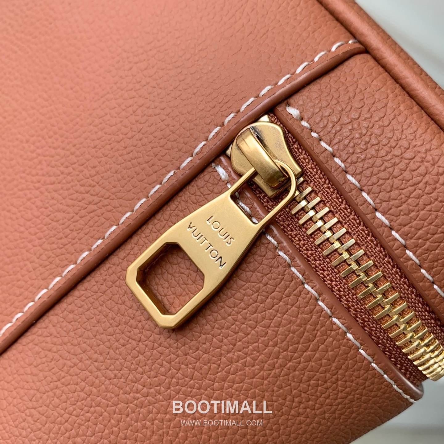 Louis Vuitton Low Key Vanity Pouch Calfskin Leather Crossbody Top Handle Bag with Lock Detail 루이비통 로우키 바니티 파우치 카프스킨 브라운 크로스 핸드백 M27505 19cm 7