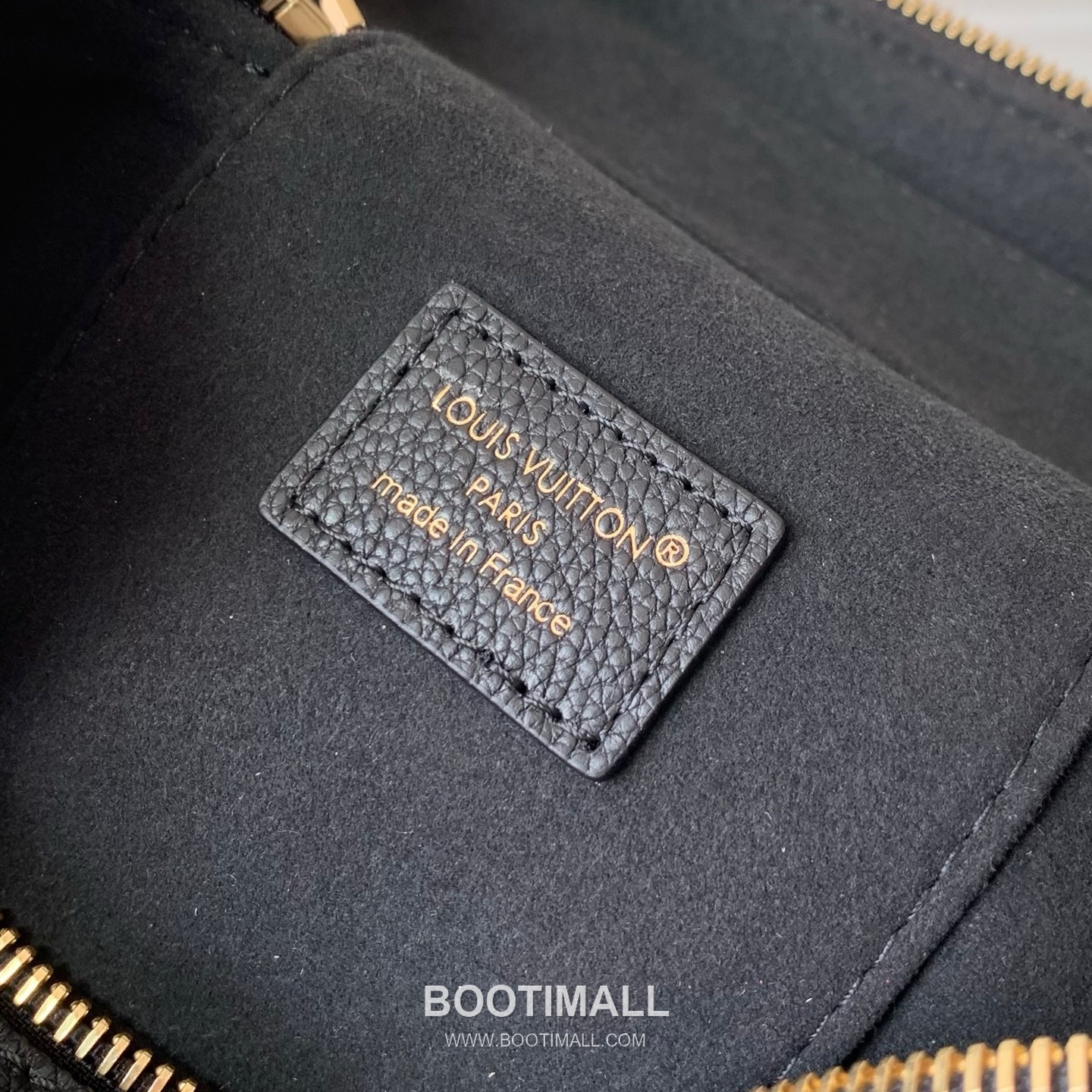 Louis Vuitton Low Key Vanity Pouch Calfskin Leather Crossbody Top Handle Bag with Lock Detail 루이비통 로우키 바니티 파우치 카프스킨 브라운 크로스 핸드백 M27505 19cm 9