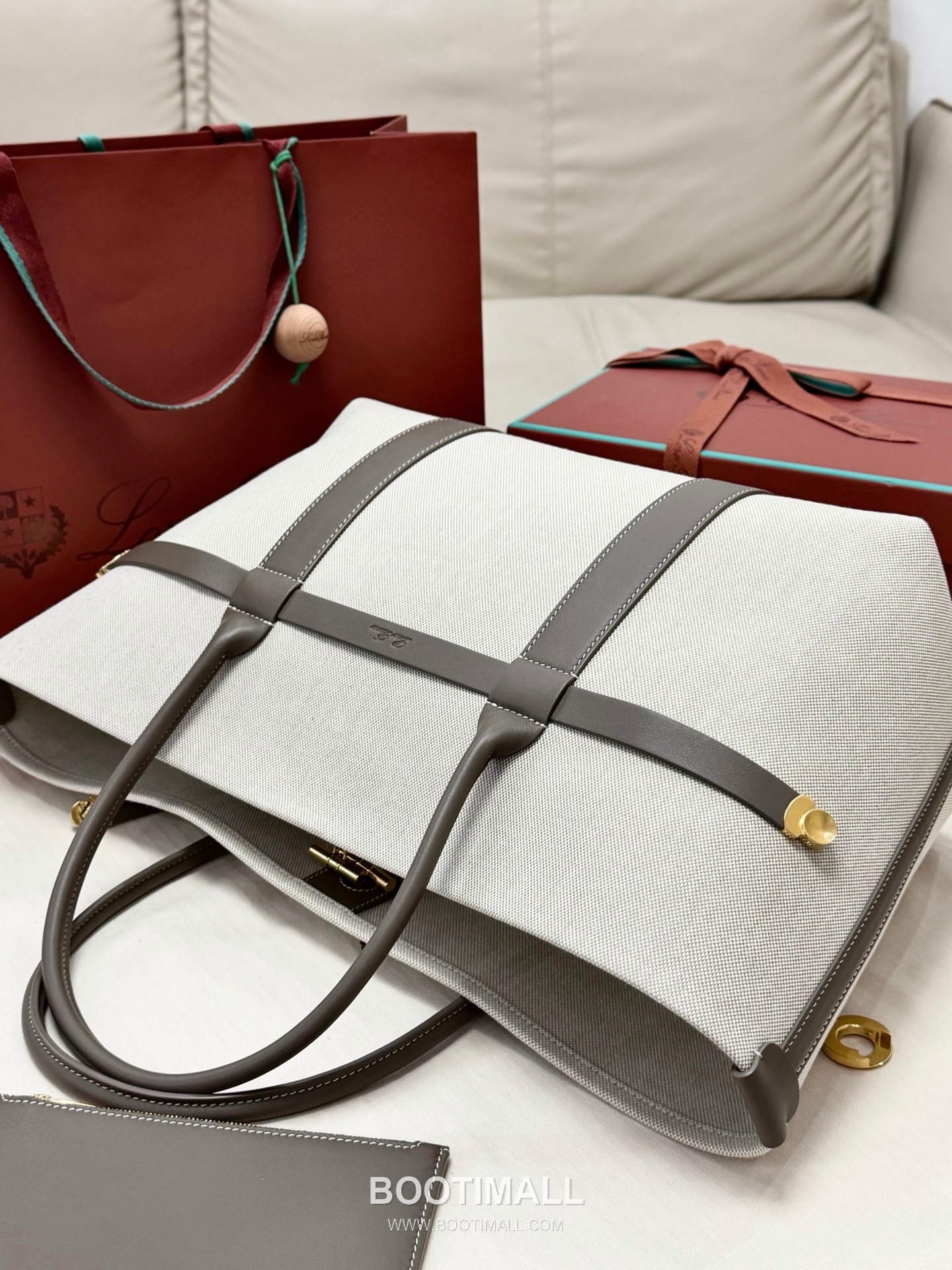 Loro Piana Ghiera Shopper Cotton Linen Canvas Leather Trim Tote Bag with Ring Buckle Detail 로로피아나 기에라 쇼퍼 코튼 린넨 캔버스 그레이 토트백 FAO7475 40cm 7