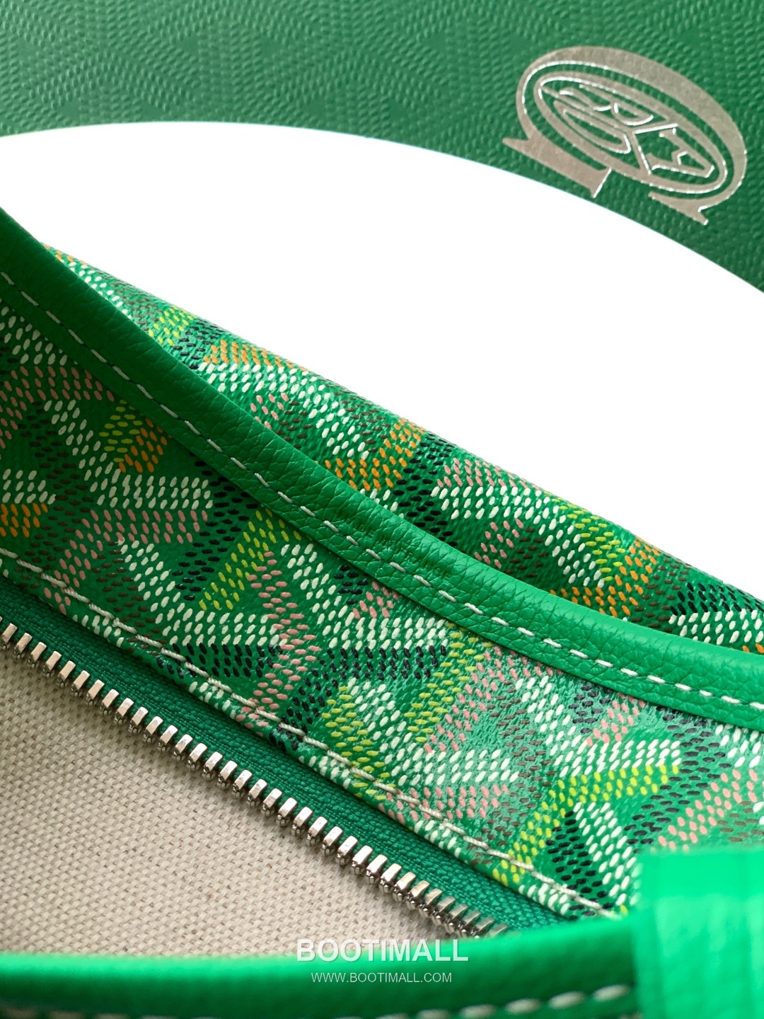 Goyard Bohème Mini Hobo Goyardine Canvas Leather Trim Shoulder Bag with Zip Pouch Detail 고야드 보헴 미니 고야딘 캔버스 그린 숄더백 S5505 25cm 9