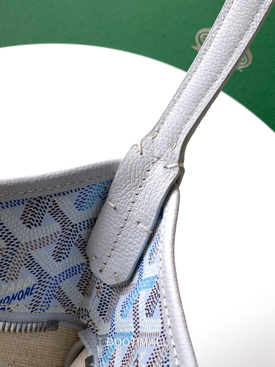 Goyard Bohème Mini Hobo Goyardine Canvas Leather Trim Shoulder Bag with Zip Pouch Detail 고야드 보헴 미니 고야딘 캔버스 그린 숄더백 S5505 25cm 7