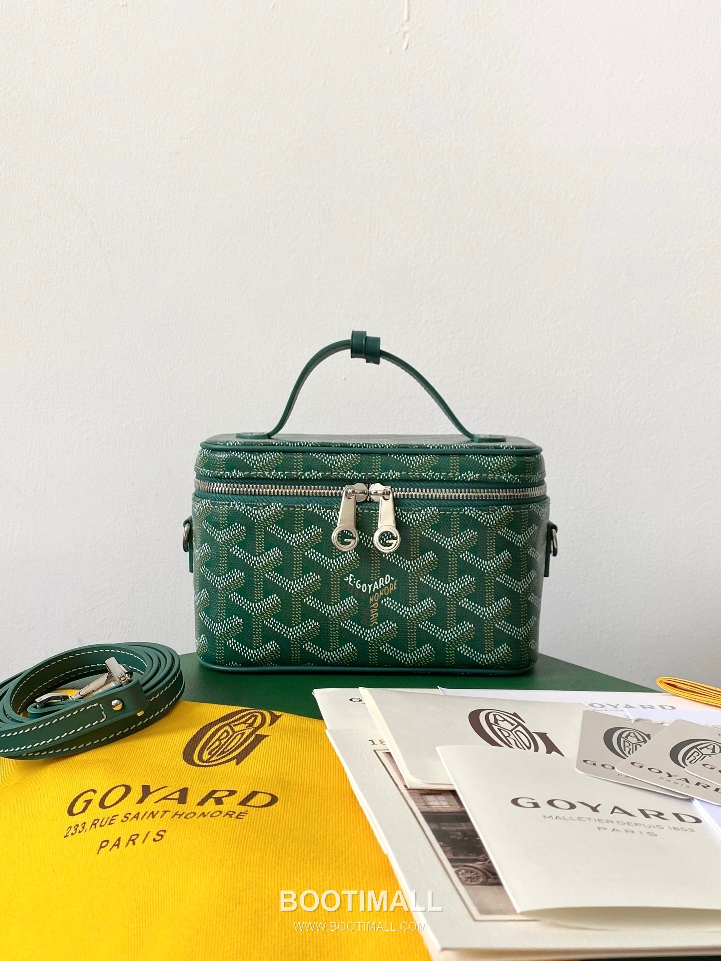 Goyard Muse Mini Goyardine Canvas Leather Trim Box Crossbody Bag with Top Handle Detail 고야드 뮤즈 미니 고야딘 캔버스 블랙 크로스 탑핸들 박스백 2047m 16cm 1