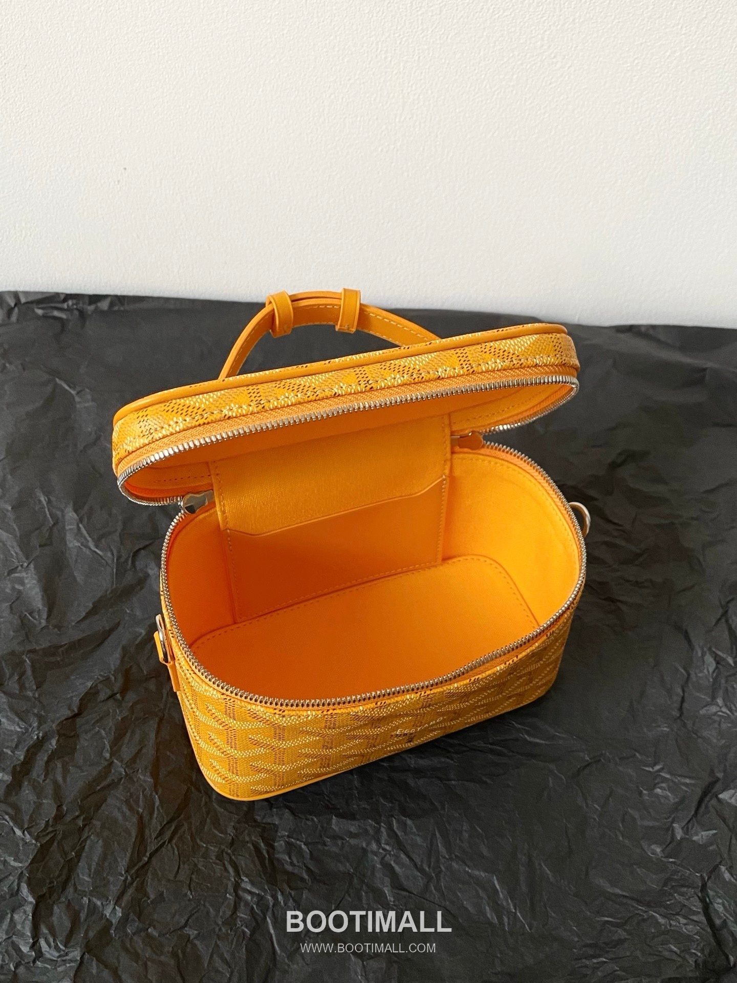 Goyard Muse Mini Goyardine Canvas Leather Trim Box Crossbody Bag with Top Handle Detail 고야드 뮤즈 미니 고야딘 캔버스 블랙 크로스 탑핸들 박스백 2047m 16cm 9