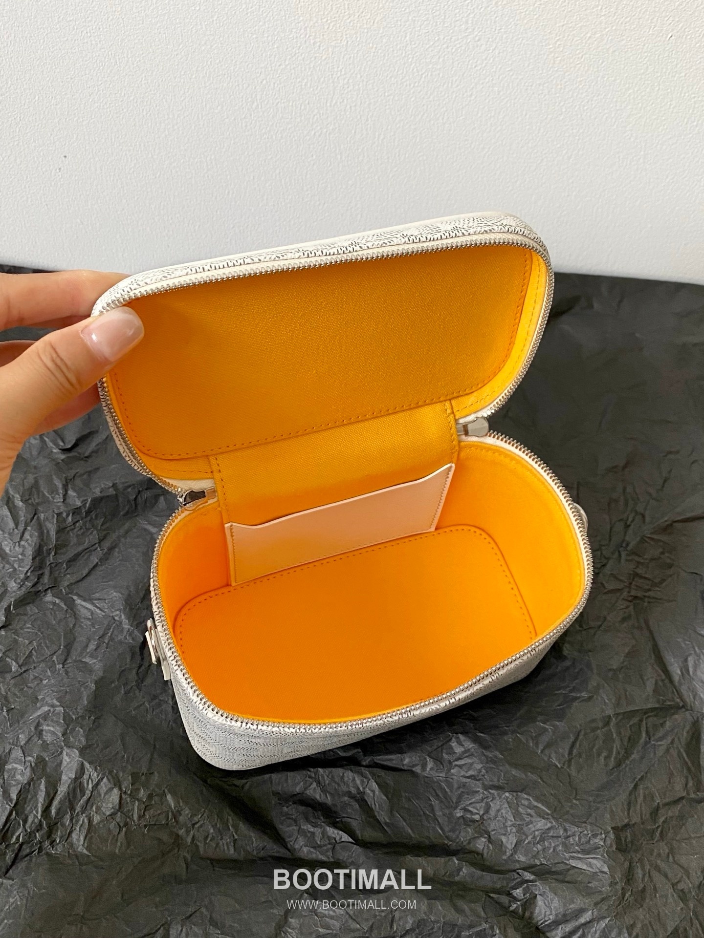 Goyard Muse Mini Goyardine Canvas Leather Trim Box Crossbody Bag with Top Handle Detail 고야드 뮤즈 미니 고야딘 캔버스 블랙 크로스 탑핸들 박스백 2047m 16cm 9