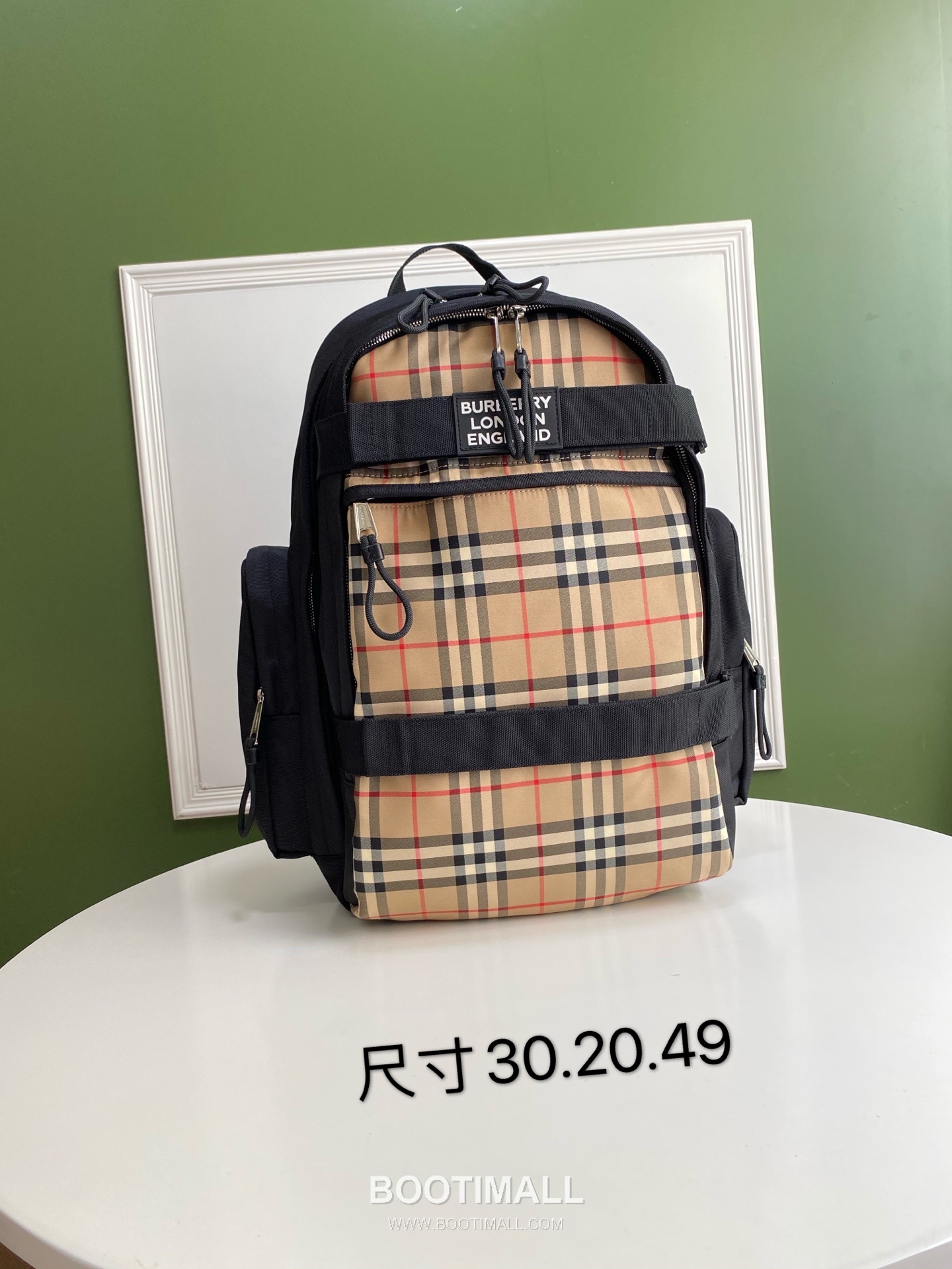 Burberry Kingdom Backpack Nylon Leather Trim Backpack with Dual Strap Logo Detail 버버리 킹덤 나일론 블랙 백팩 560163 30cm 1