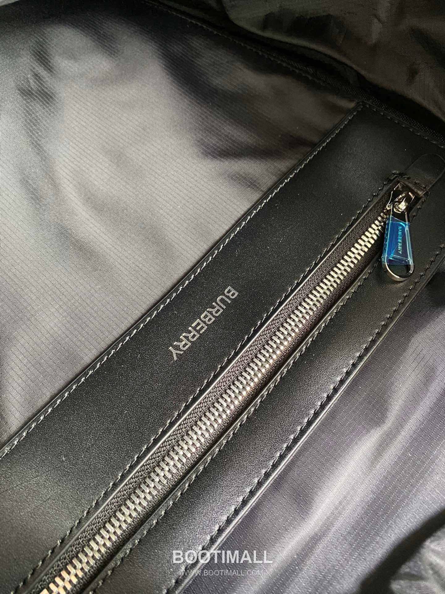 Burberry Kingdom Backpack Nylon Leather Trim Backpack with Dual Strap Logo Detail 버버리 킹덤 나일론 블랙 백팩 560163 30cm 5