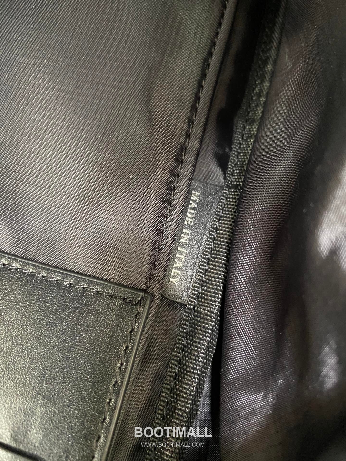 Burberry Kingdom Backpack Nylon Leather Trim Backpack with Dual Strap Logo Detail 버버리 킹덤 나일론 블랙 백팩 560163 30cm 6