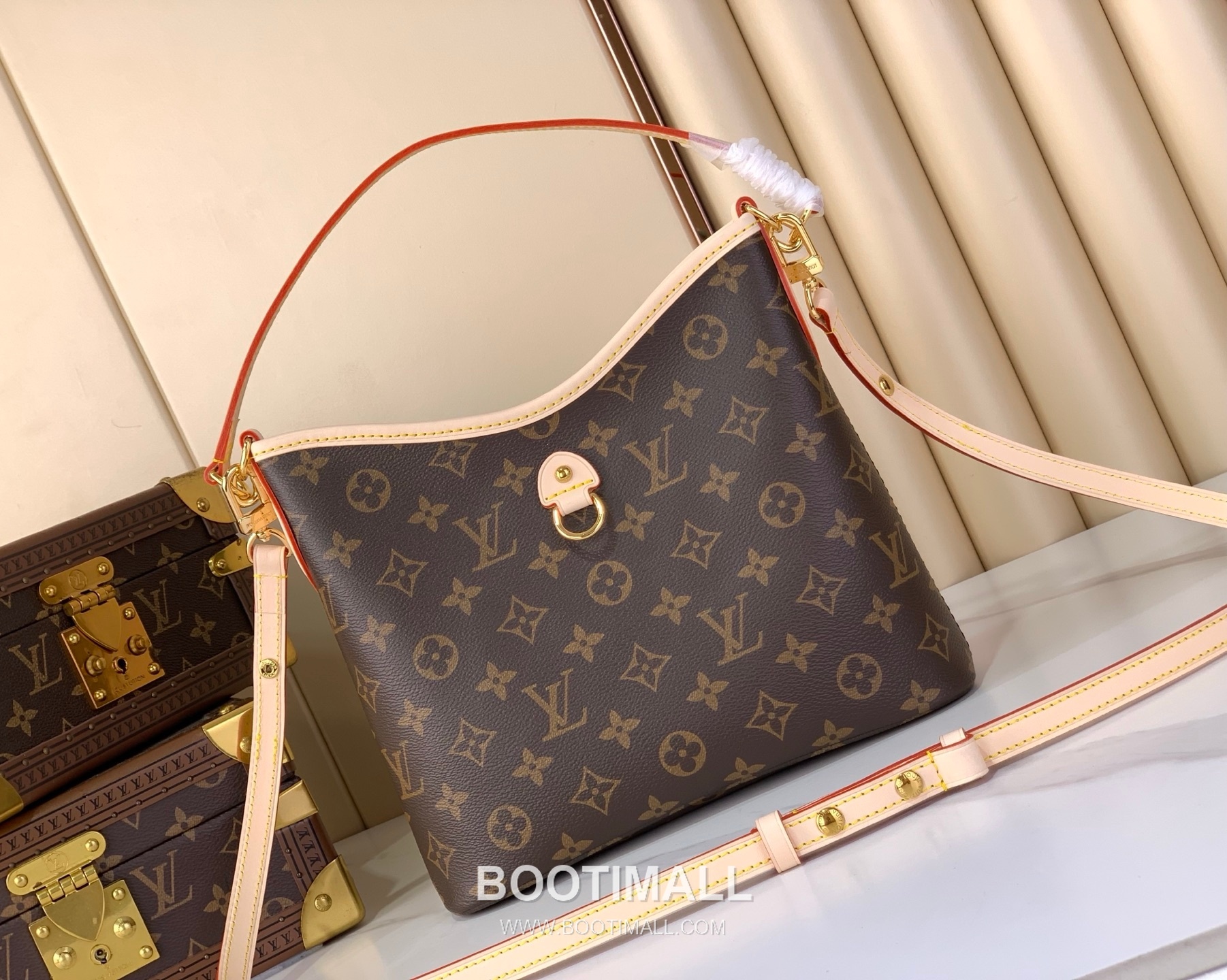 Louis Vuitton Lineup Monogram Canvas Leather Trim Shoulder Crossbody Bag with Front Pocket Strap 루이비통 라인업 모노그램 캔버스 레더트림 블랙 숄더 크로스백 M28423 25.5cm 11