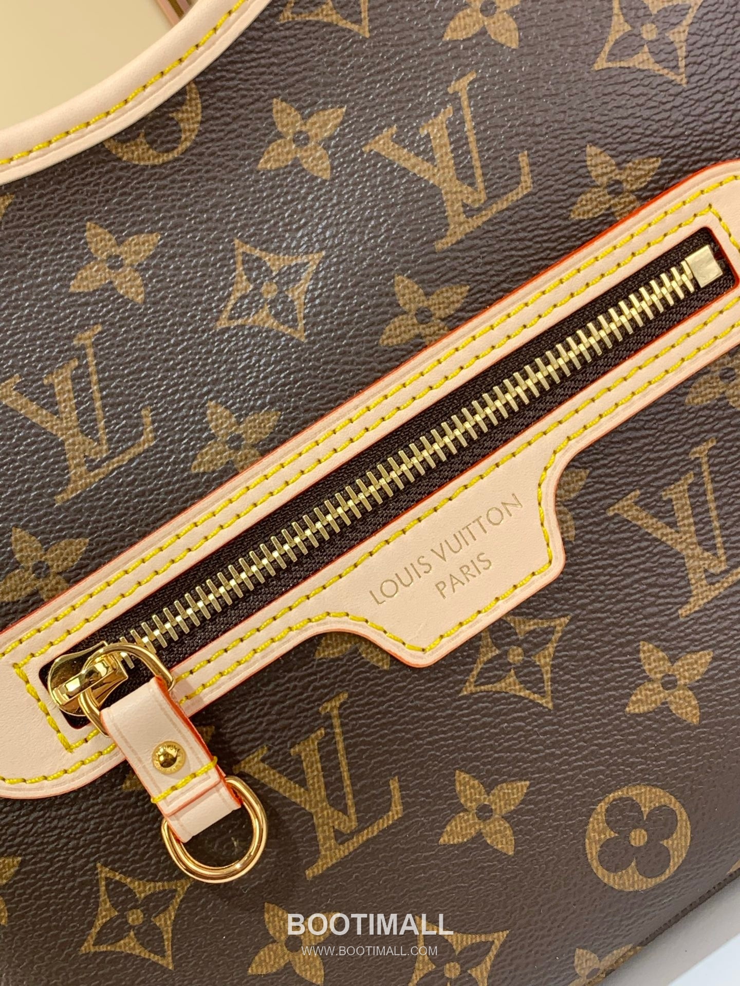 Louis Vuitton Lineup Monogram Canvas Leather Trim Shoulder Crossbody Bag with Front Pocket Strap 루이비통 라인업 모노그램 캔버스 레더트림 블랙 숄더 크로스백 M28423 25.5cm 13
