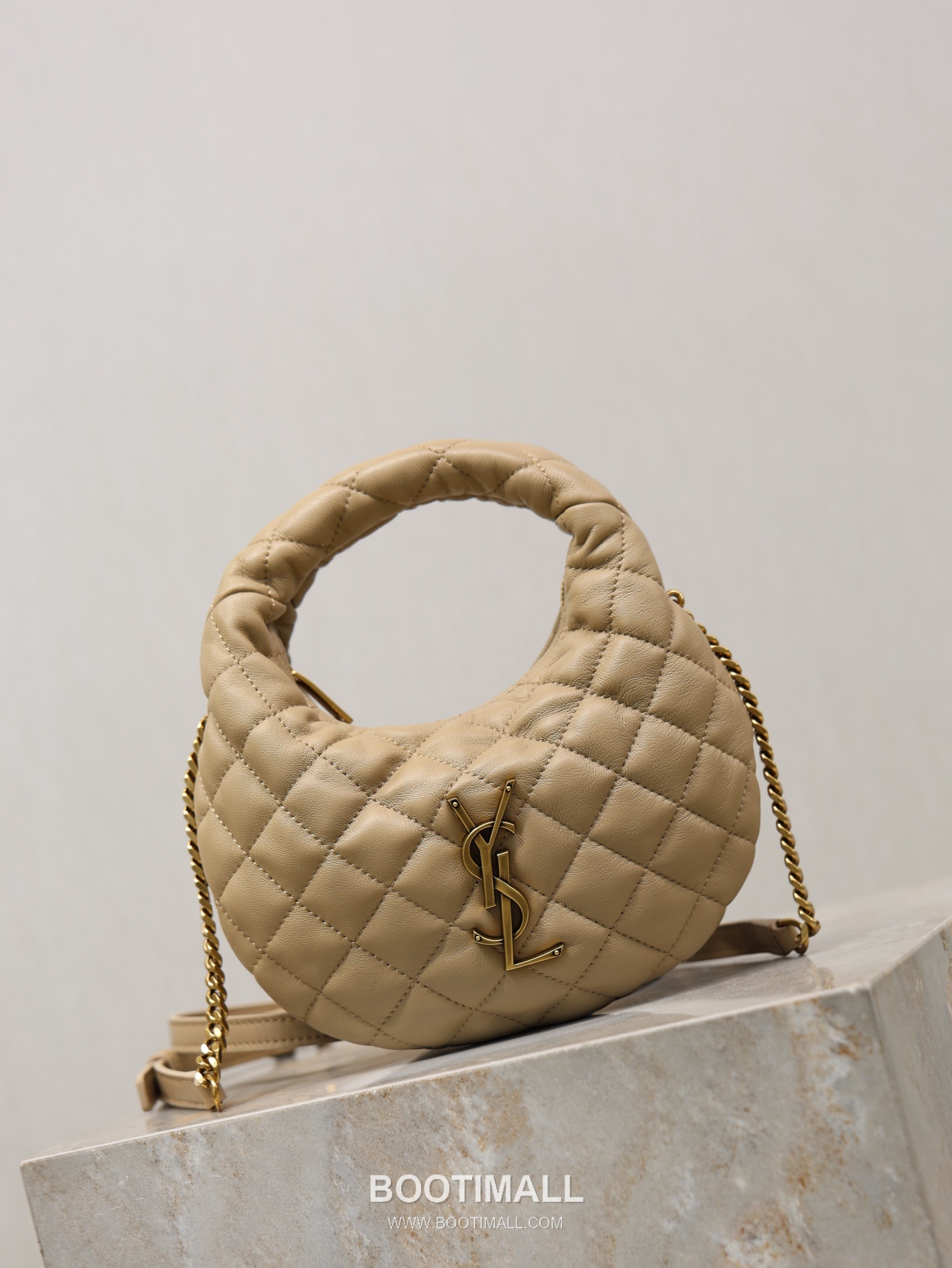 Saint Laurent Icarino Mini Hobo Lambskin Leather Chain 생로랑 이카리노 미니 호보 램스킨 블랙 체인 크로스 숄더백 871329 19cm 2