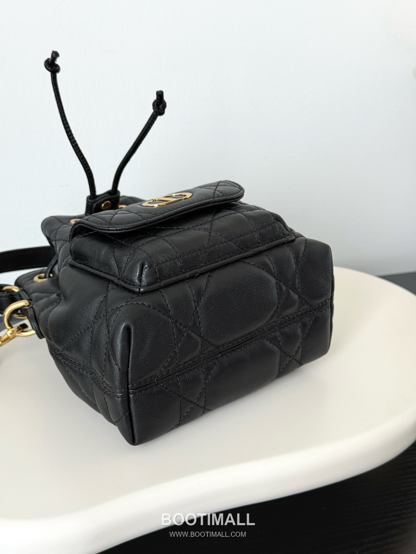 Dior Caro Mini Bucket Lambskin Leather Crossbody Shoulder Bag 디올 카로 미니 버킷 램스킨 블랙 크로스 숄더백 14cm 7