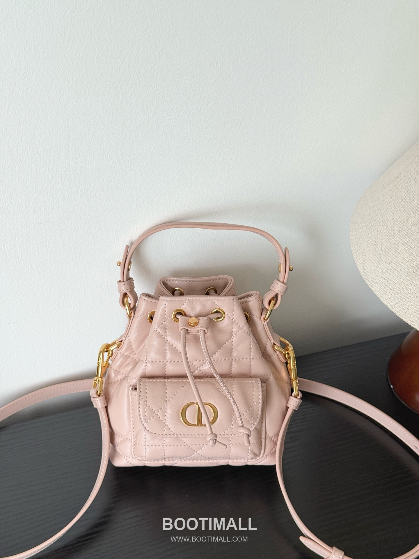 Dior Caro Bucket Lambskin Leather Crossbody Shoulder Bag 디올 카로 버킷 램스킨 블랙 크로스 숄더백 20cm 3