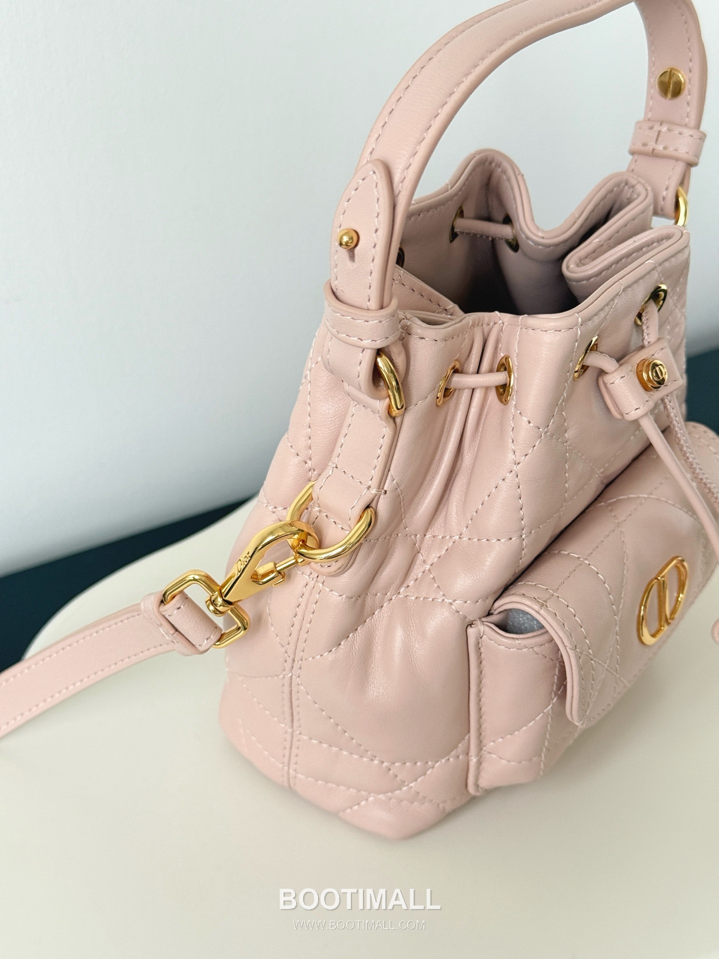 Dior Caro Bucket Lambskin Leather Crossbody Shoulder Bag 디올 카로 버킷 램스킨 블랙 크로스 숄더백 20cm 7