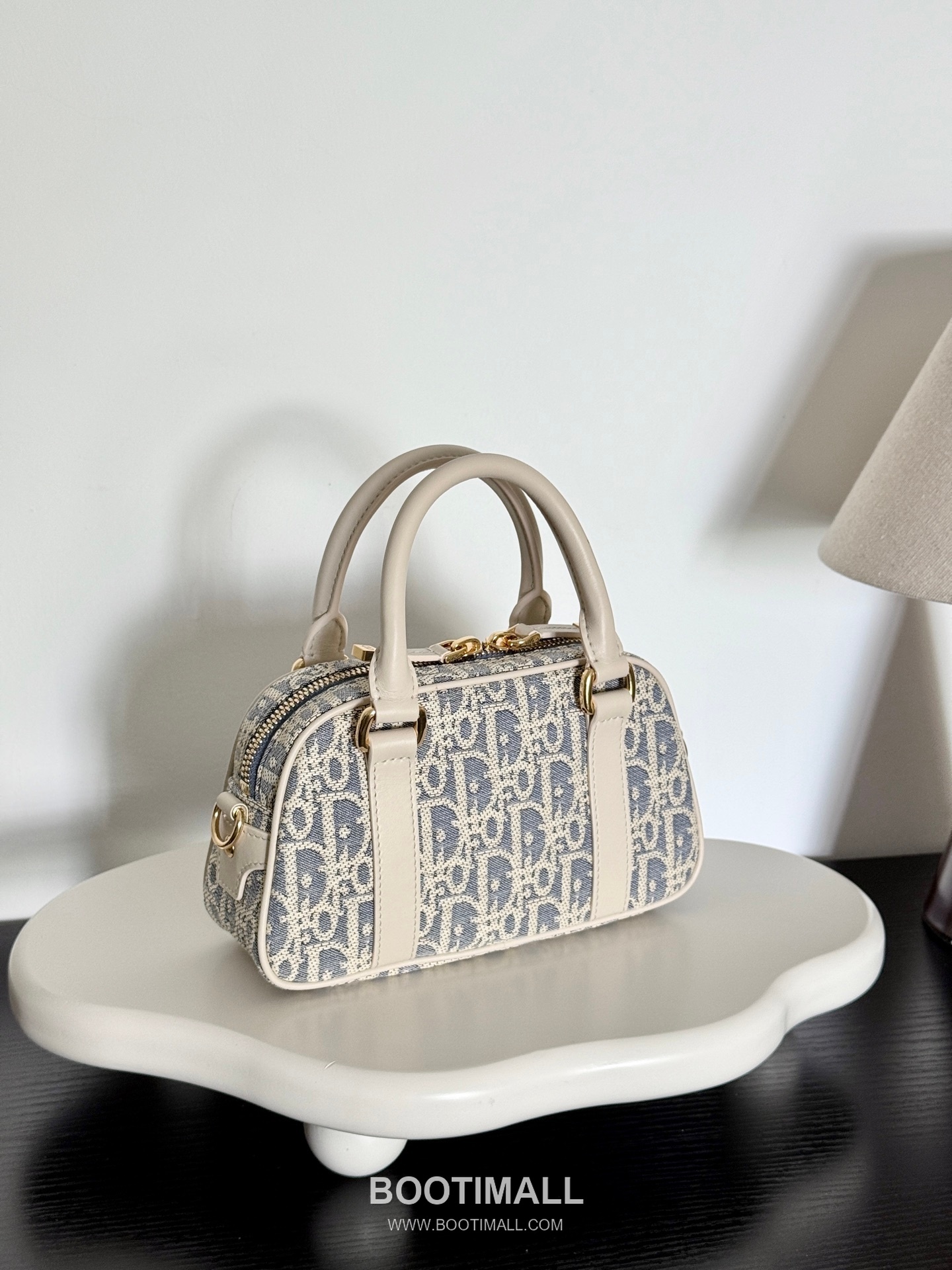 Dior D-Vibe Mini Bowling Raffia Cotton Denim Canvas Top Handle Crossbody Bag 디올 디바이브 미니 보울링 라피아 코튼 데님 블루 탑핸들 크로스백 2388 20.5cm 9