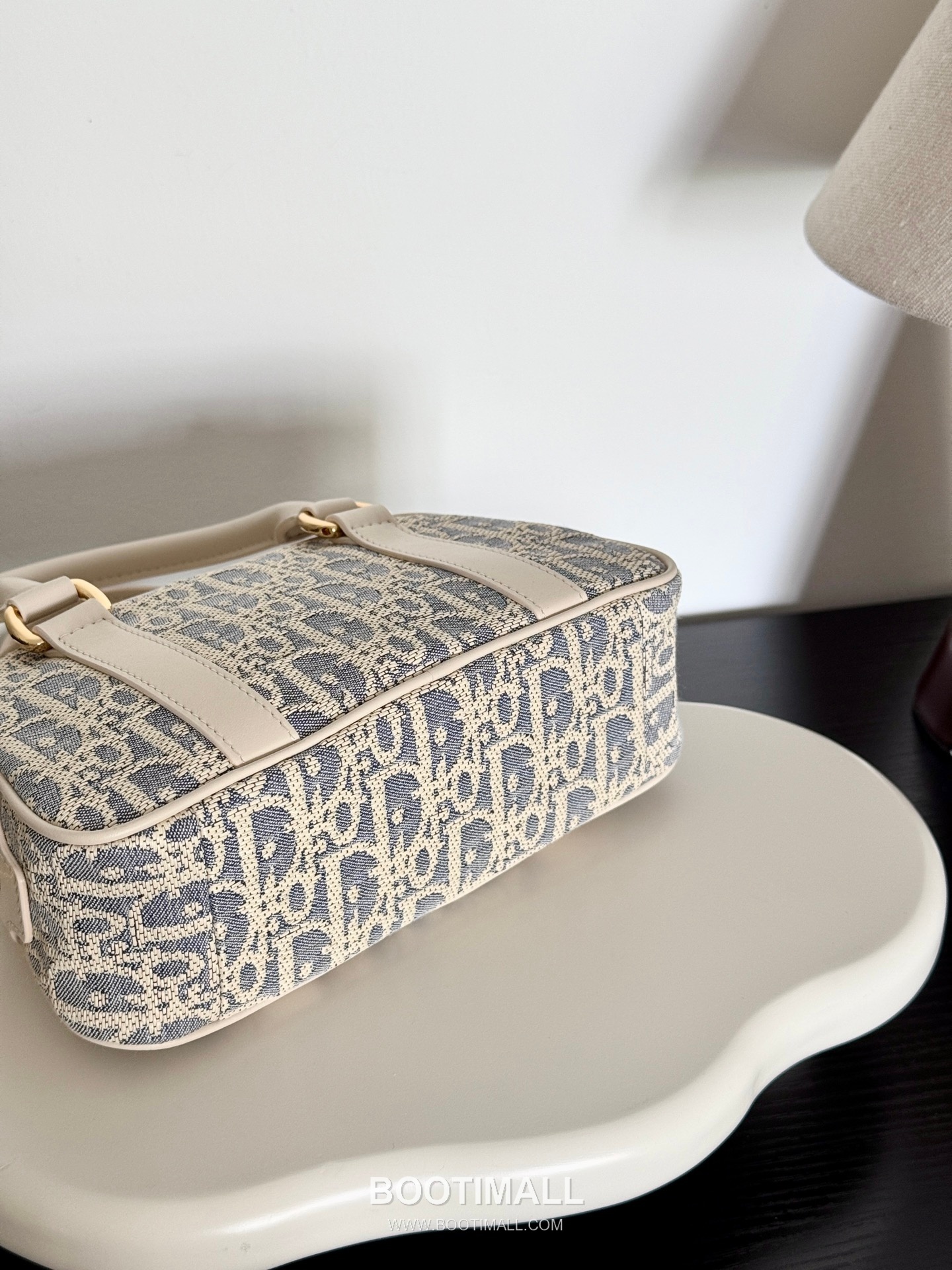 Dior D-Vibe Mini Bowling Raffia Cotton Denim Canvas Top Handle Crossbody Bag 디올 디바이브 미니 보울링 라피아 코튼 데님 블루 탑핸들 크로스백 2388 20.5cm 13