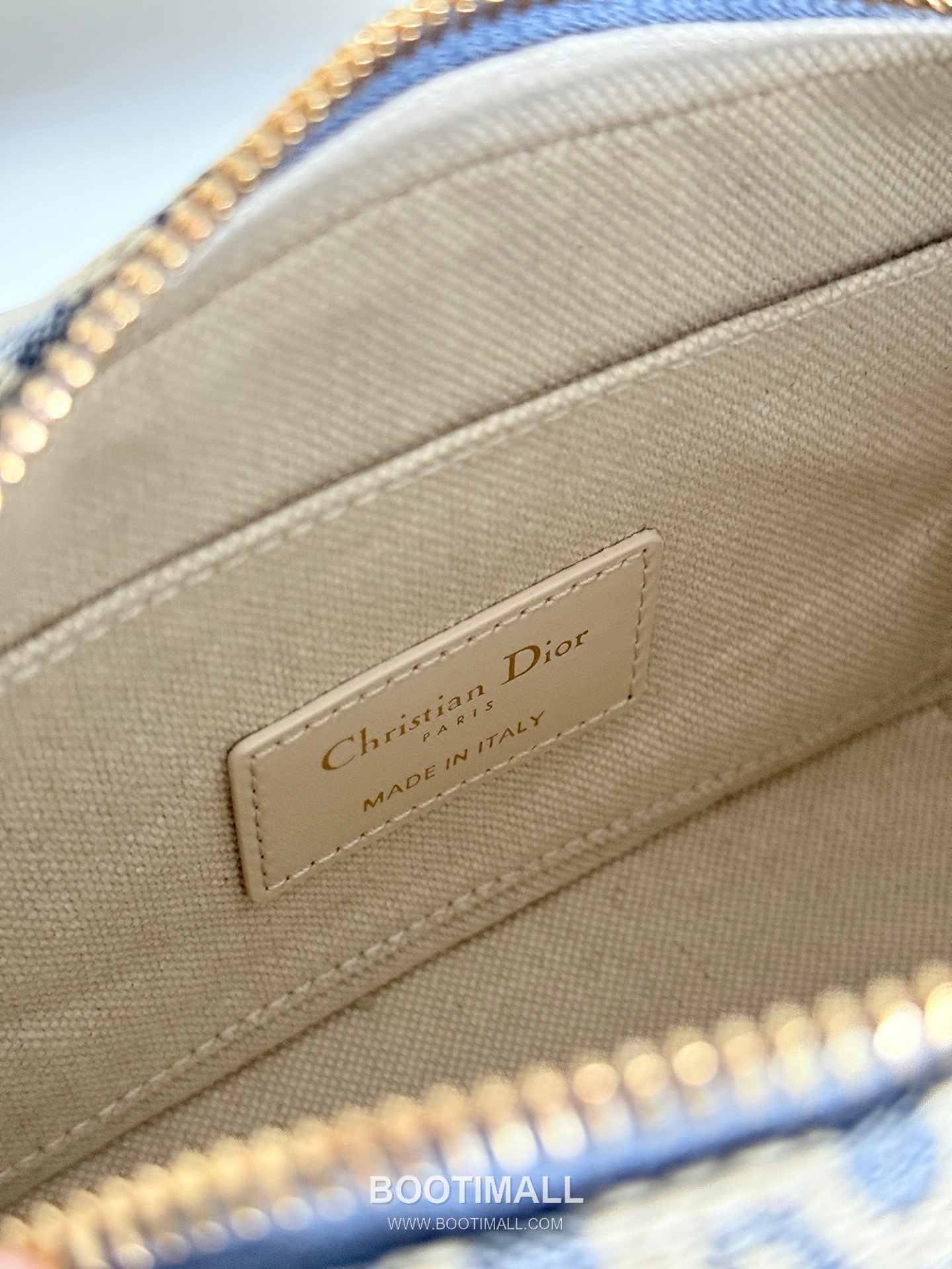 Dior D-Vibe Mini Bowling Raffia Cotton Denim Canvas Top Handle Crossbody Bag 디올 디바이브 미니 보울링 라피아 코튼 데님 블루 탑핸들 크로스백 2388 20.5cm 15