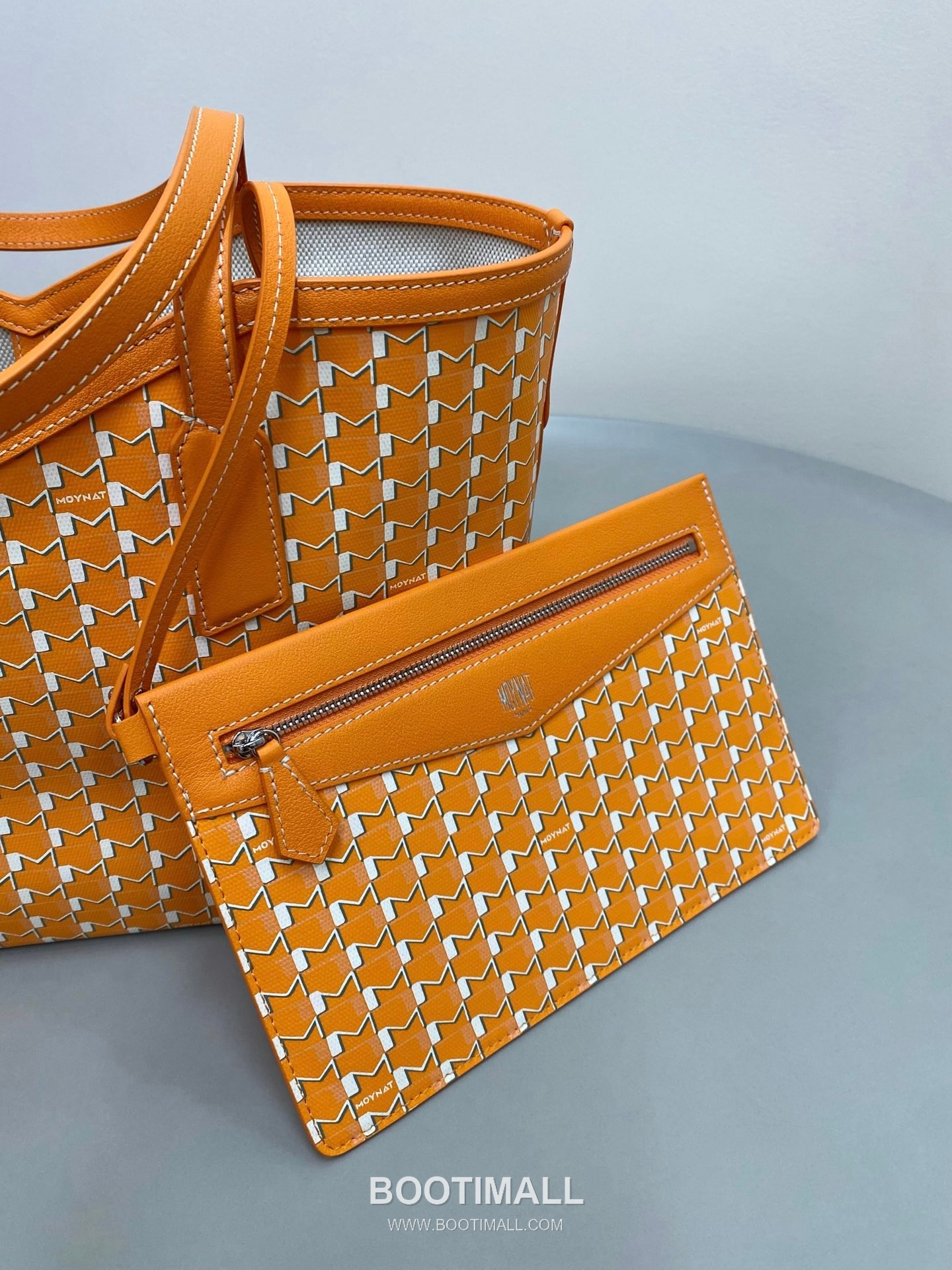 Moynat M Canvas Tote Canvas Leather Trim Tote Bag 모이나 M 캔버스 그레이 토트백 C13001m 39cm 8