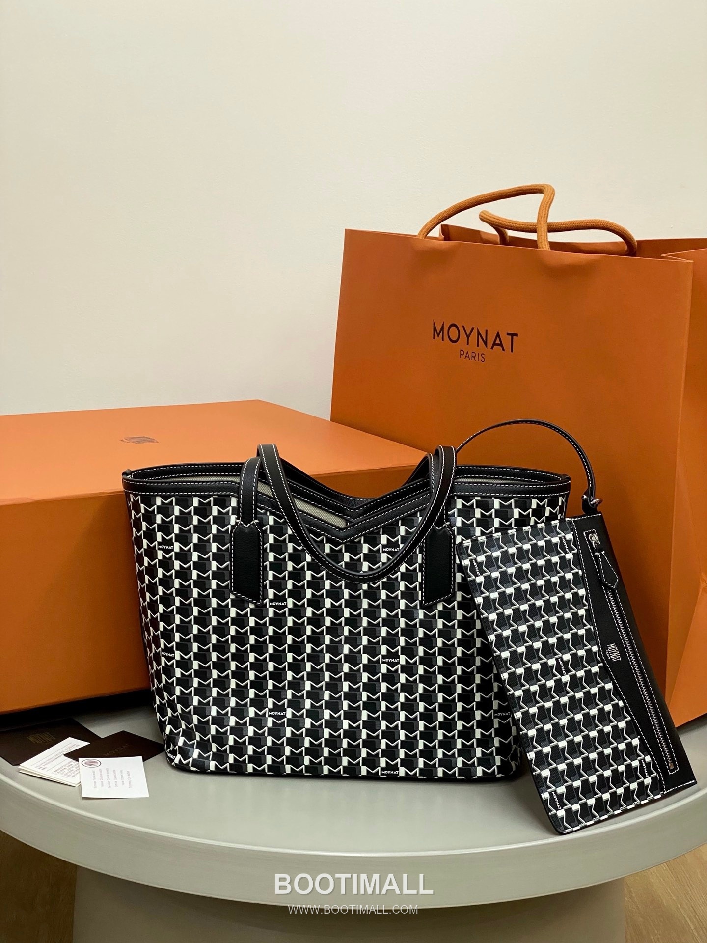 Moynat M Canvas Tote Canvas Leather Trim Tote Bag 모이나 M 캔버스 그레이 토트백 C13001m 39cm 3