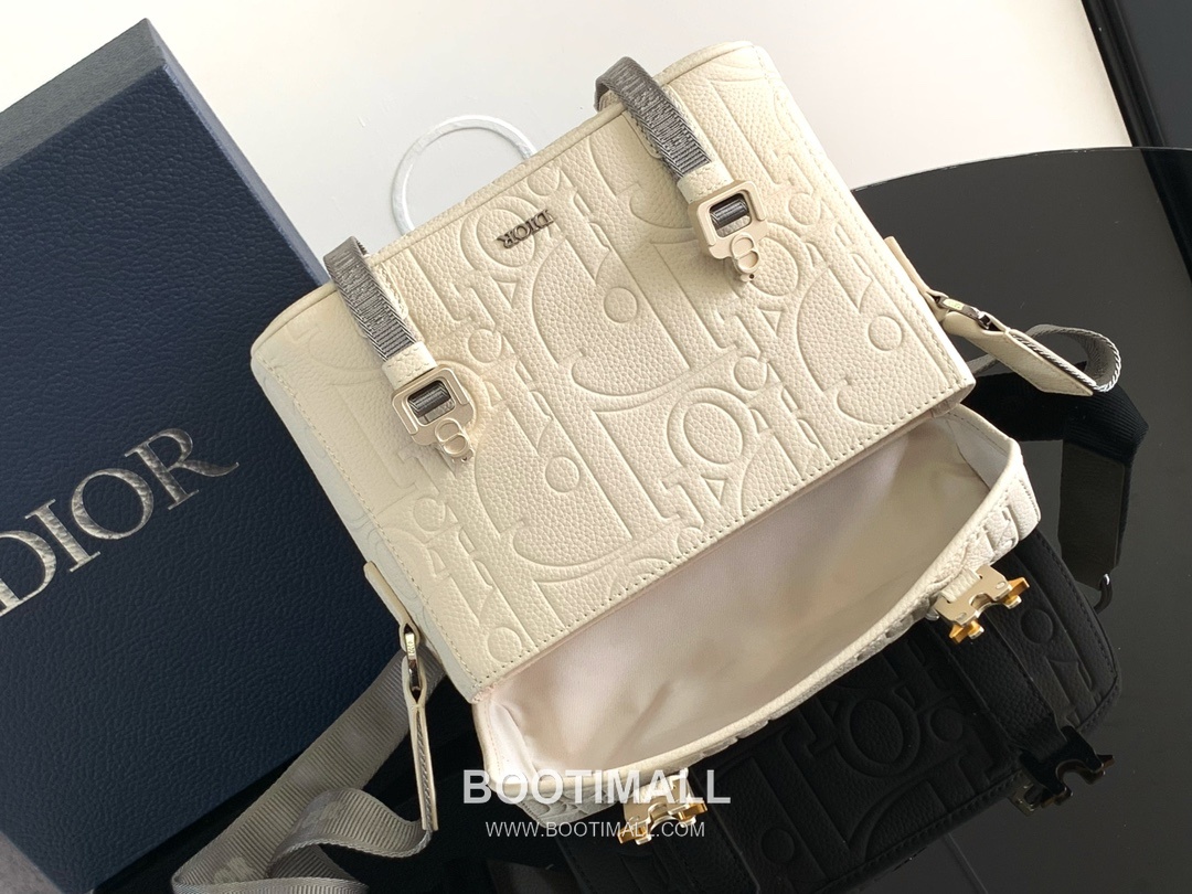Dior Hit the Road Gravity Leather Messenger Crossbody Bag 디올 히트더로드 그래비티 레더 아이보리 크로스 메신저백 1ESPO333 24cm 5