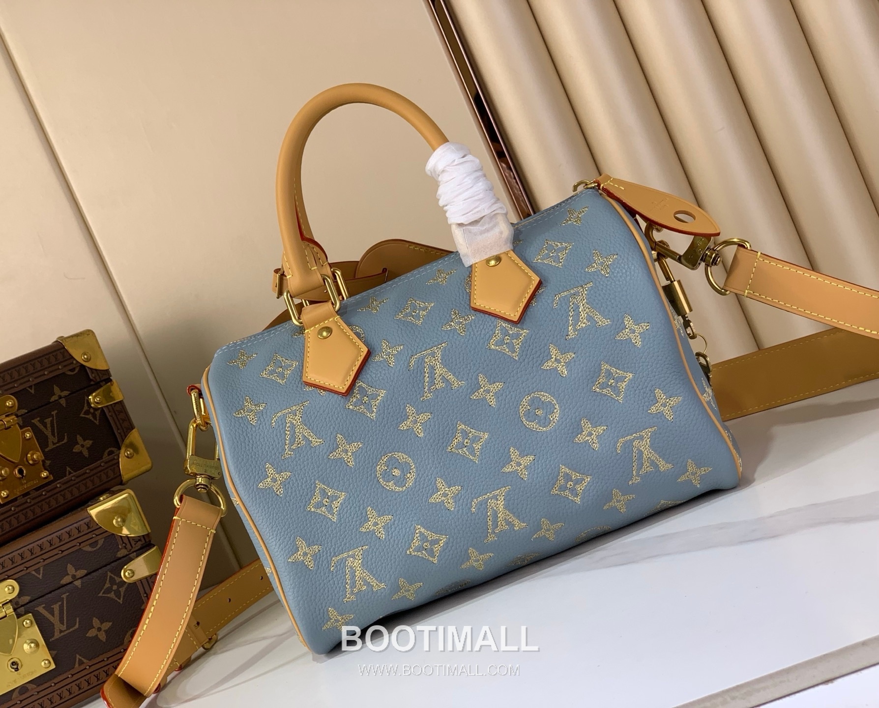 Louis Vuitton Speedy P9 Bandouliere Calfskin Leather Embroidery Top Handle Bag 루이비통 스피디 P9 반둘리에 카프스킨 블루 자수 탑핸들 크로스백 M28080 25cm 10