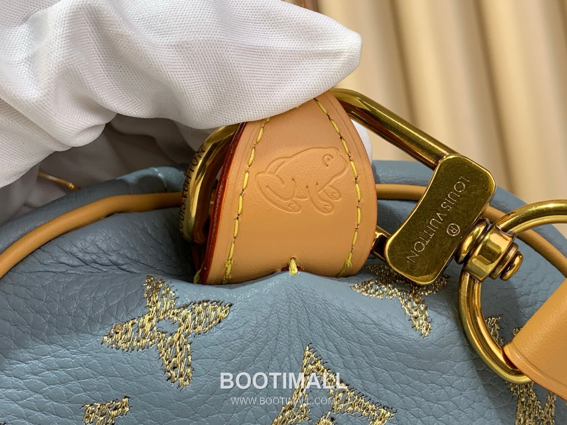Louis Vuitton Speedy P9 Bandouliere Calfskin Leather Embroidery Top Handle Bag 루이비통 스피디 P9 반둘리에 카프스킨 블루 자수 탑핸들 크로스백 M28080 25cm 18
