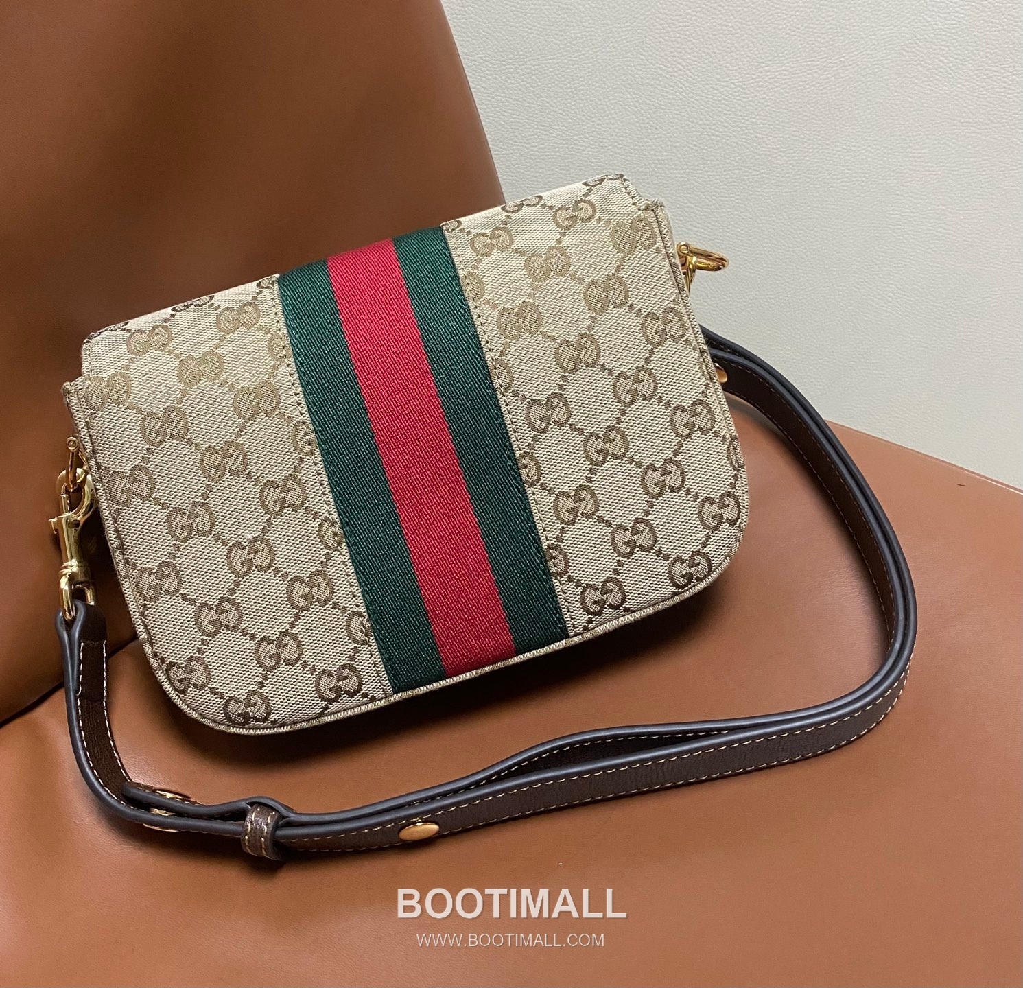 Gucci Horsebit 1955 GG Canvas Leather Trim Saddle Crossbody Bag 구찌 홀스빗 1955 GG 캔버스 베이지 크로스 새들백 866762 21cm 12
