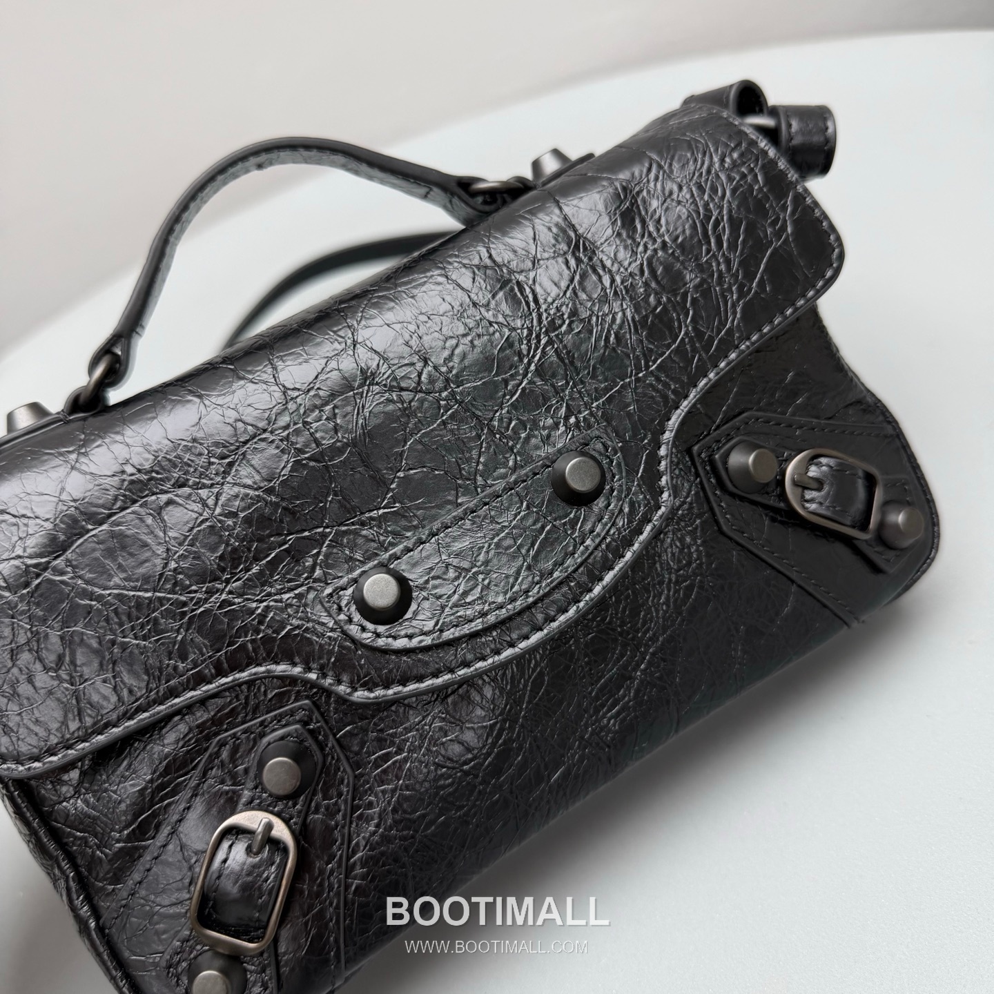 Balenciaga Le City Nano Mini Crinkled Leather Top Handle Crossbody Bag 발렌시아가 르 시티 나노 미니 크링클 레더 화이트 탑핸들 크로스백 92402 22cm 6