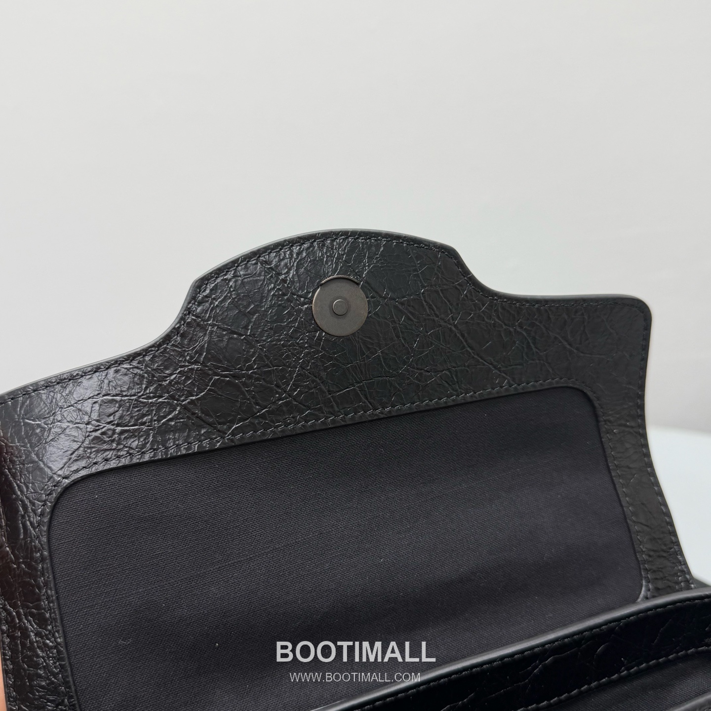 Balenciaga Le City Nano Mini Crinkled Leather Top Handle Crossbody Bag 발렌시아가 르 시티 나노 미니 크링클 레더 화이트 탑핸들 크로스백 92402 22cm 10