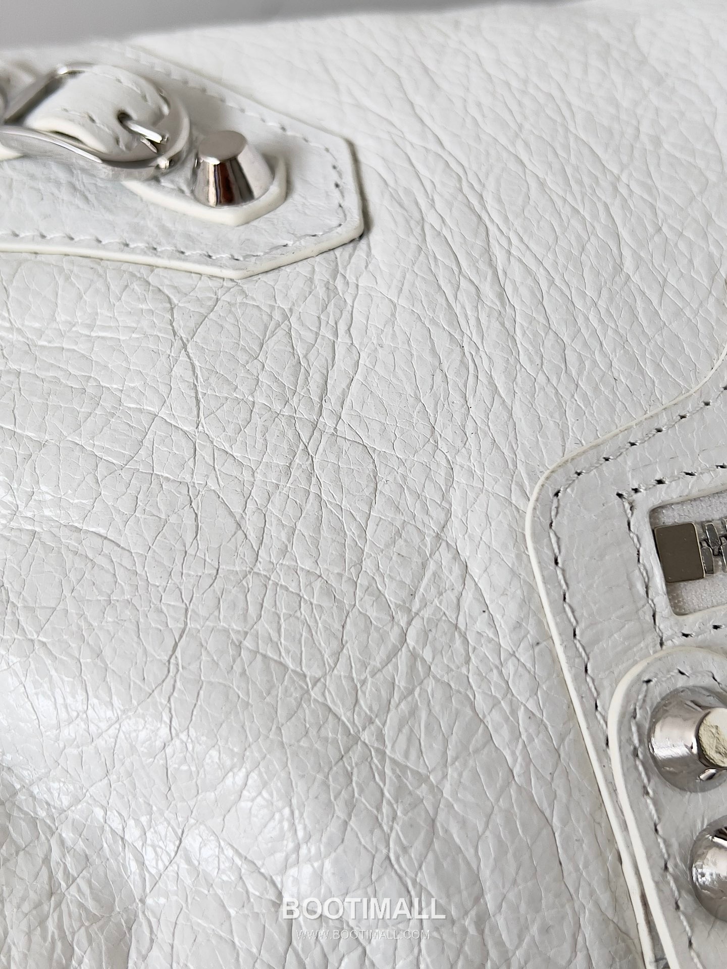 Balenciaga Le City Lambskin Leather Shoulder Crossbody Bag 발렌시아가 르 시티 램스킨 블랙 숄더 크로스백 29.9cm 14