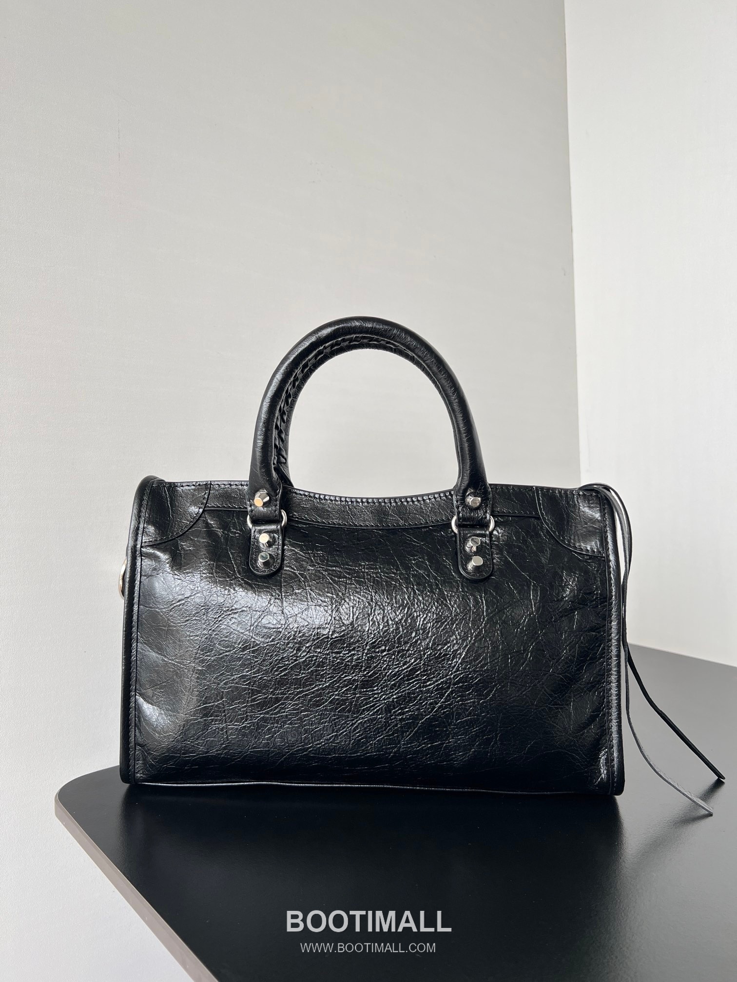 Balenciaga Le City Lambskin Leather Shoulder Crossbody Bag 발렌시아가 르 시티 램스킨 블랙 숄더 크로스백 29.9cm 6
