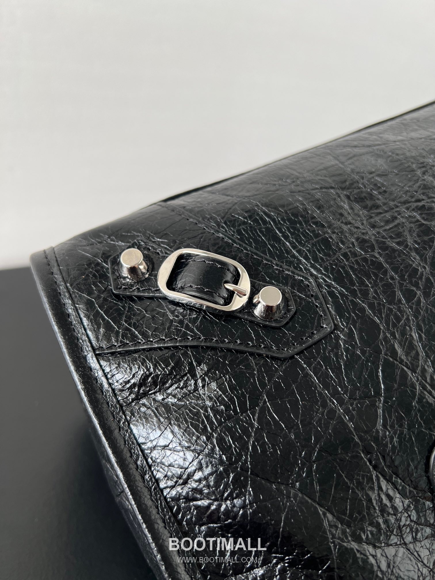 Balenciaga Le City Lambskin Leather Shoulder Crossbody Bag 발렌시아가 르 시티 램스킨 블랙 숄더 크로스백 29.9cm 13