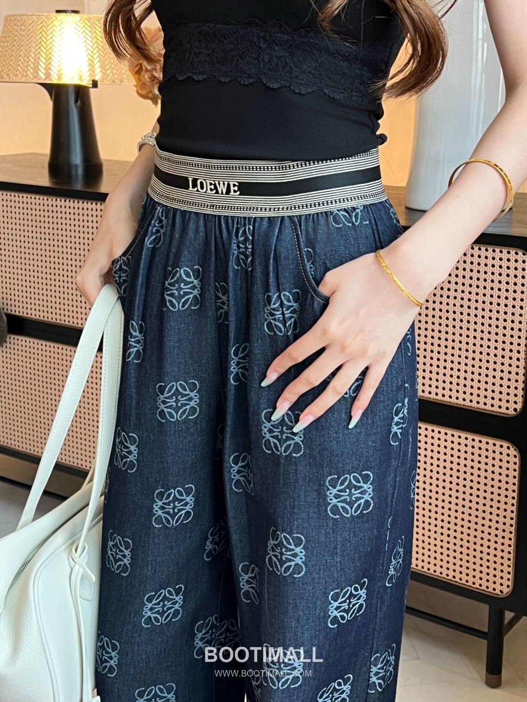 Loewe SS26 Cotton Texture Straight Fit Pants 로에베 SS26 코튼 텍스처 스트레이트핏 블랙 팬츠 4