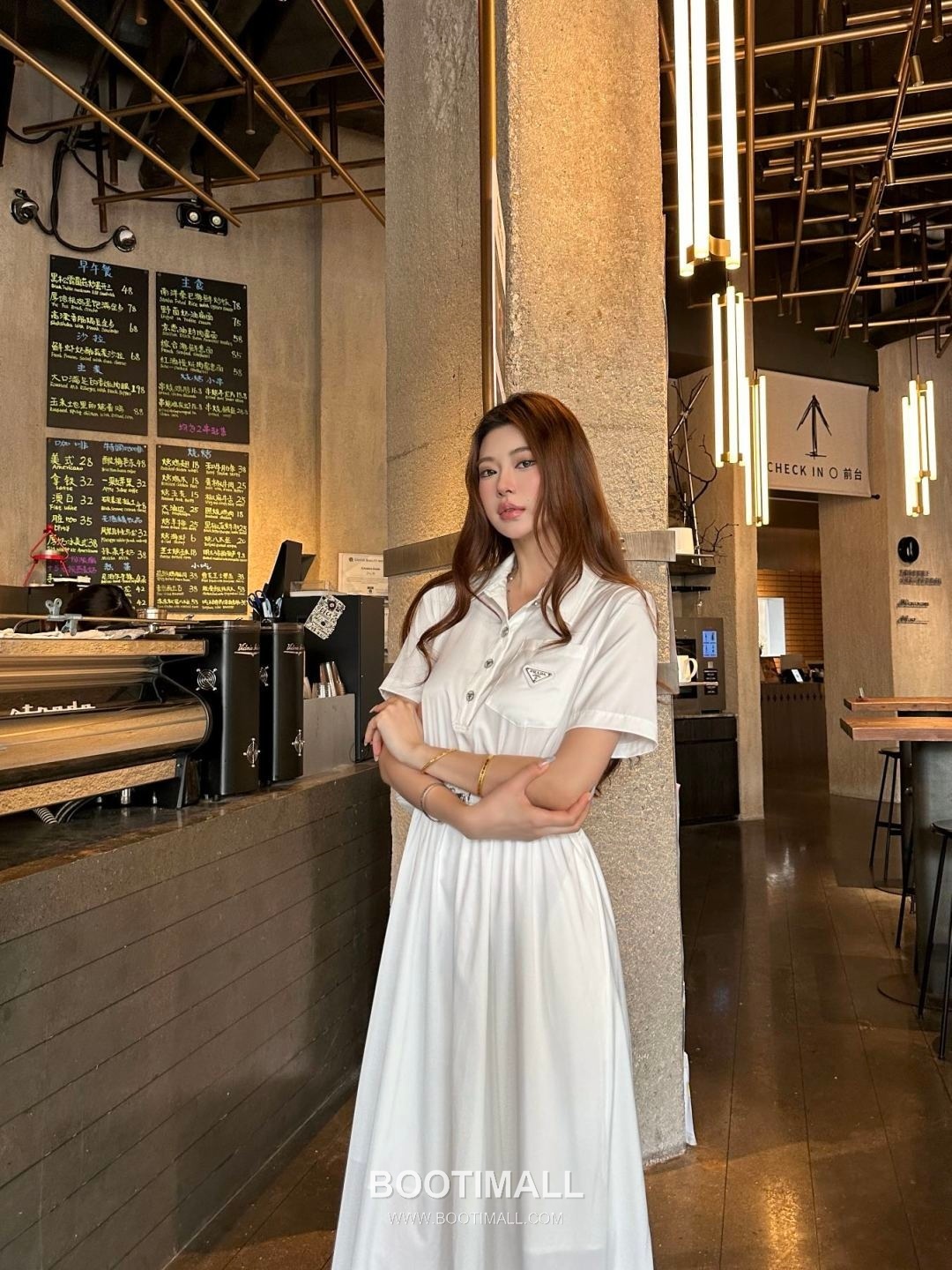 Prada SS26 Polyester Adjustable Waist Logo Sleeve One Piece 프라다 SS26 폴리에스터 허리조절 로고 슬리브 블랙 원피스 5