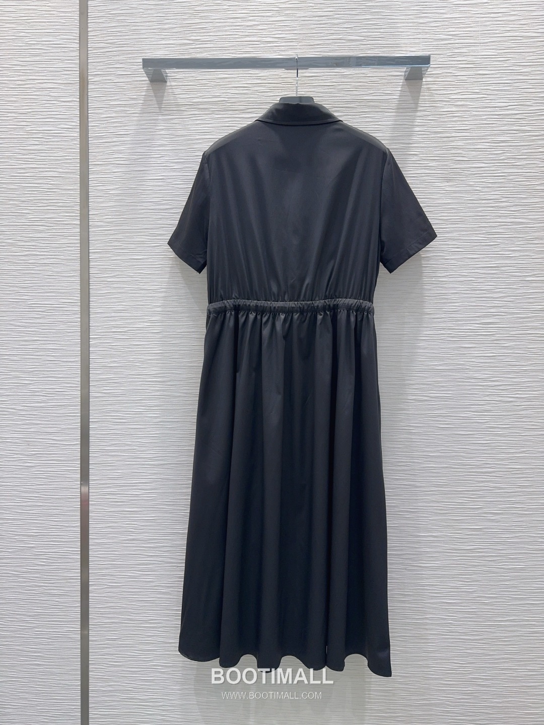 Prada SS26 Polyester Elastic Waist Short Sleeve One Piece 프라다 SS26 폴리에스터 밴딩 허리 반팔 블랙 원피스 18