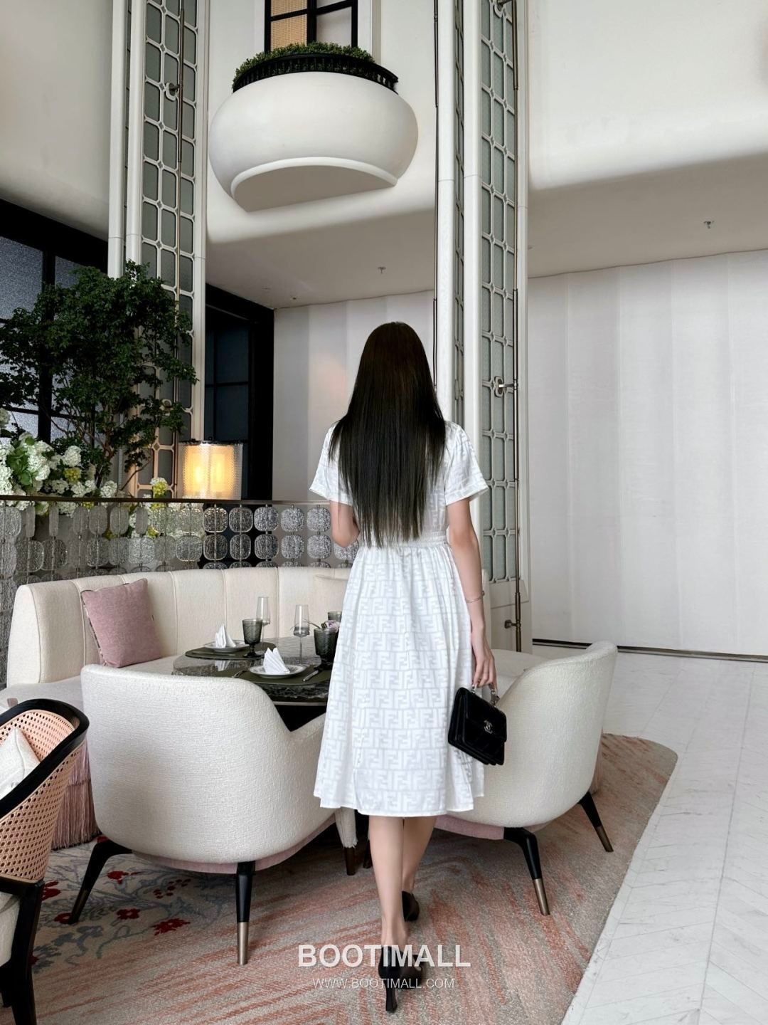 Fendi SS26 Acetate Jacquard Zip Collar Short Sleeve One Piece 펜디 SS26 아세테이트 자카드 집업 카라 블랙 원피스 7