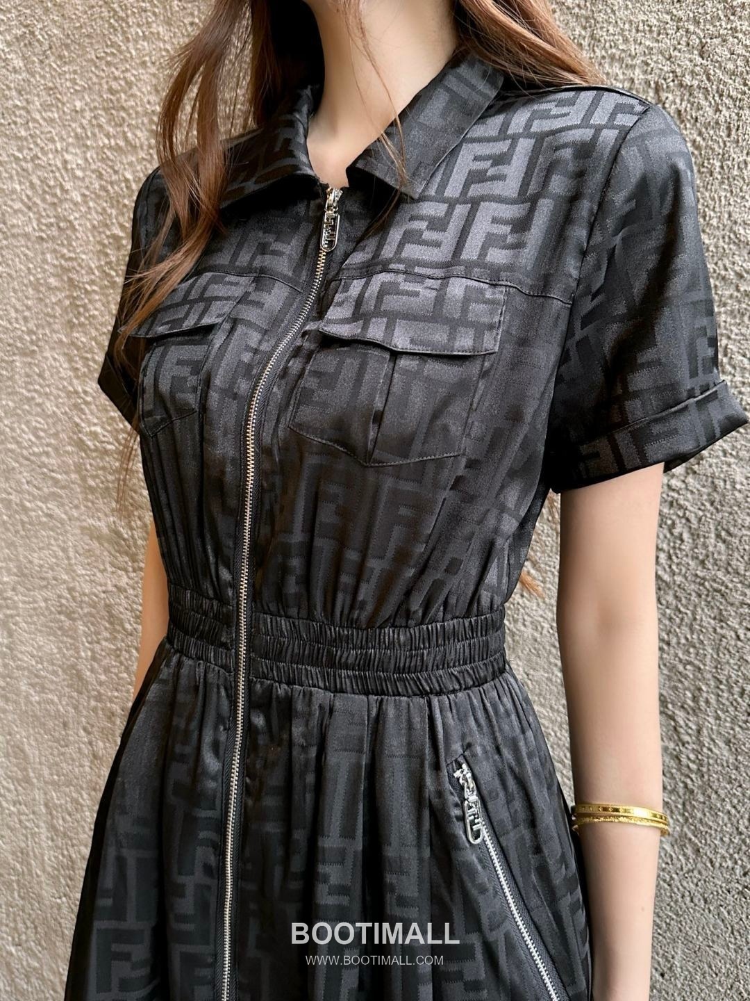 Fendi SS26 Acetate Jacquard Zip Collar Short Sleeve One Piece 펜디 SS26 아세테이트 자카드 집업 카라 블랙 원피스 4